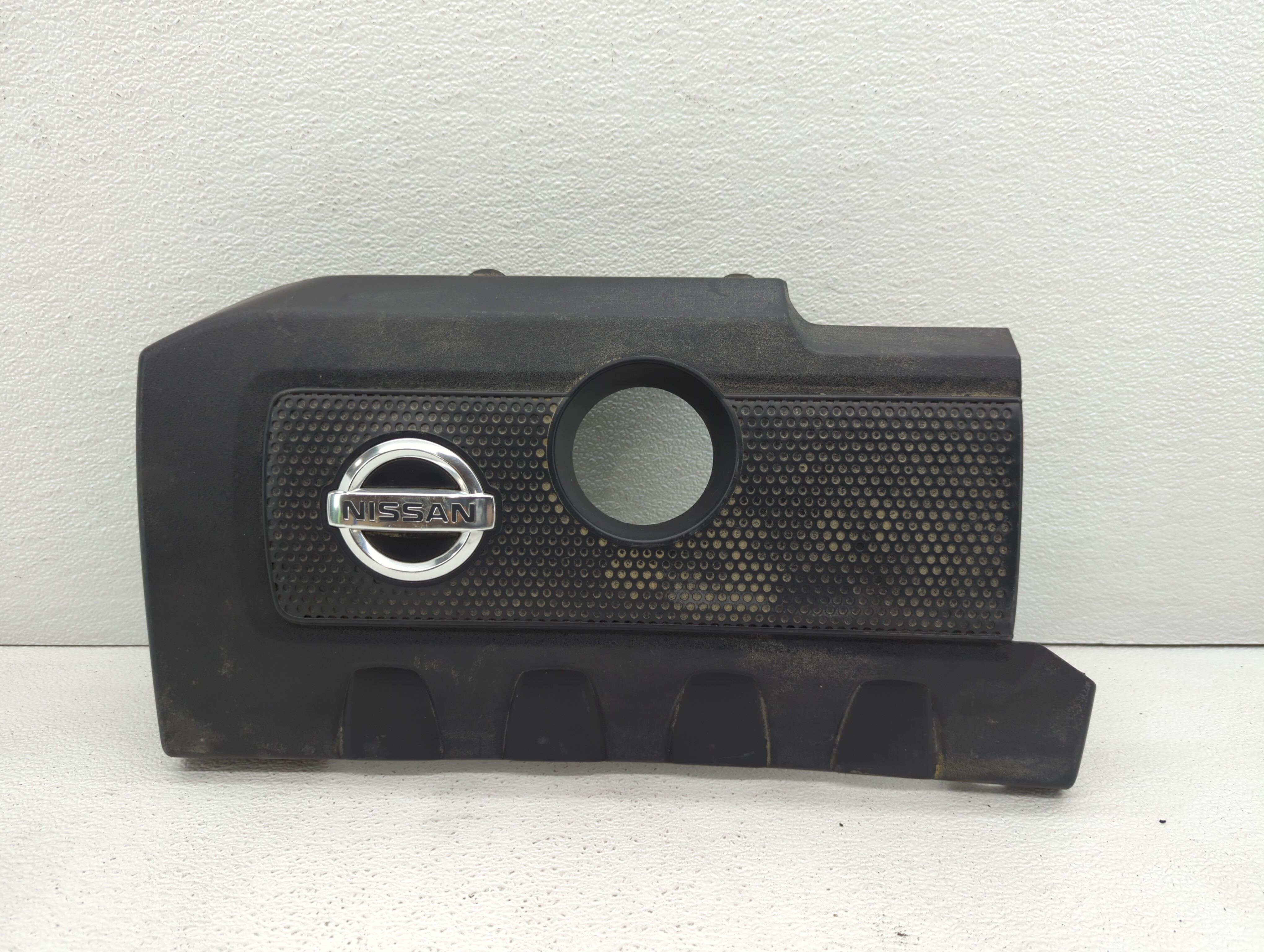 Picture of 2014 Nissan Sentra Engine Cover 430699