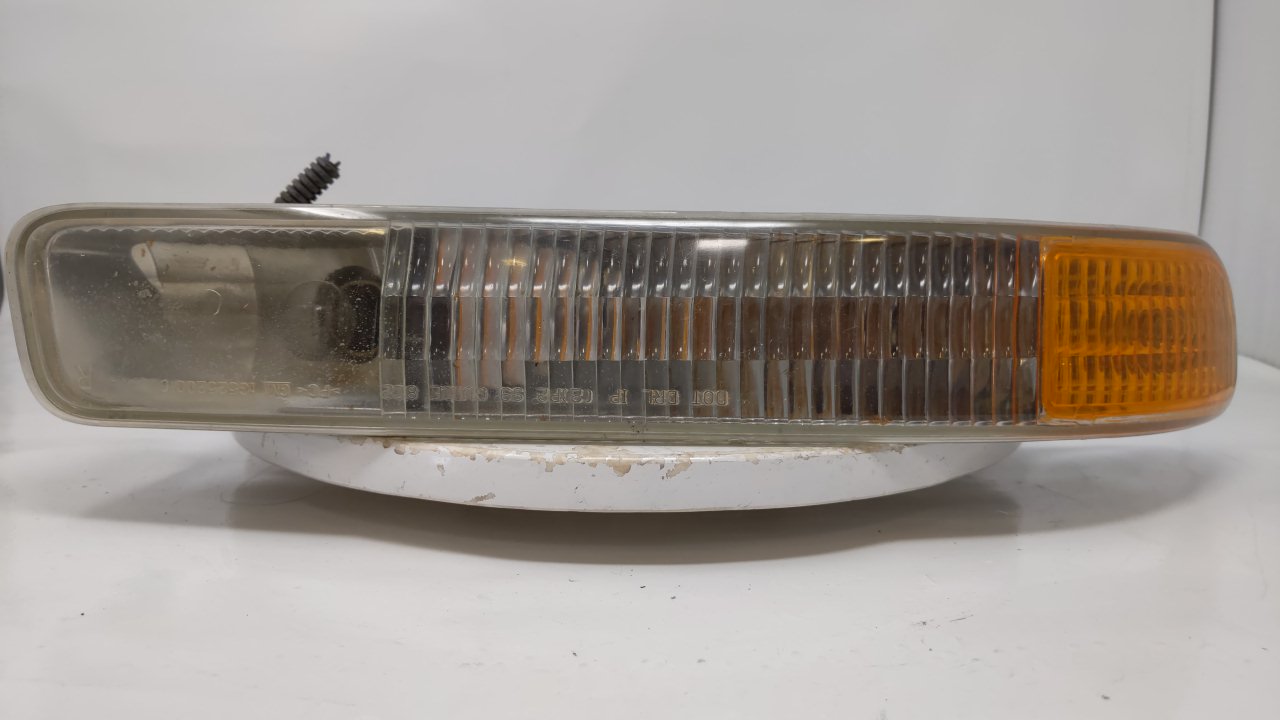 Picture of 2007-2007 Gmc Sierra Passenger Right Oem Front Light Lamp 43180
