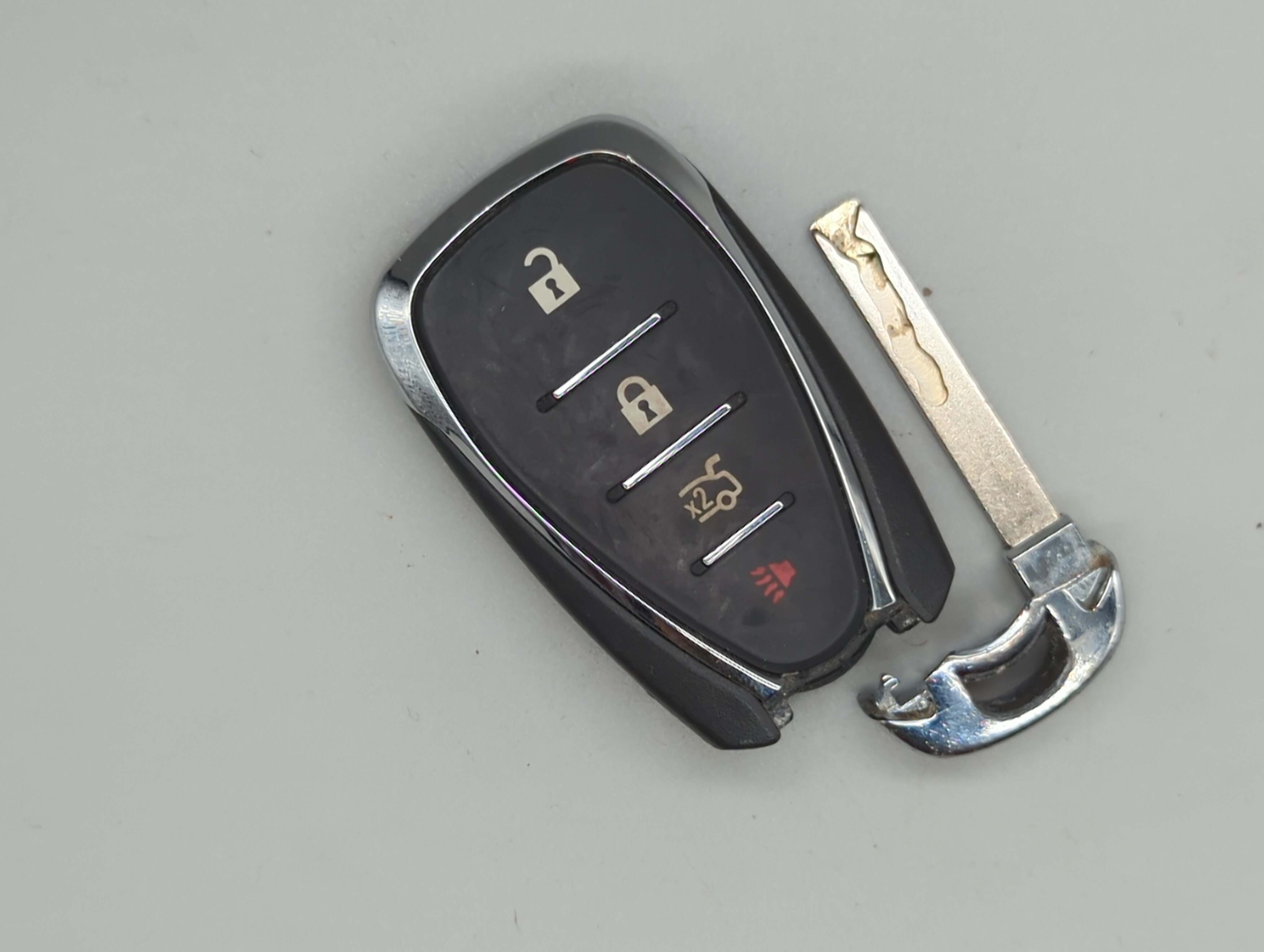 Chevrolet Camaro Keyless Entry Remote Fob HYQ4ES 13522890 4 buttons 431827 - Oemusedautoparts1.com