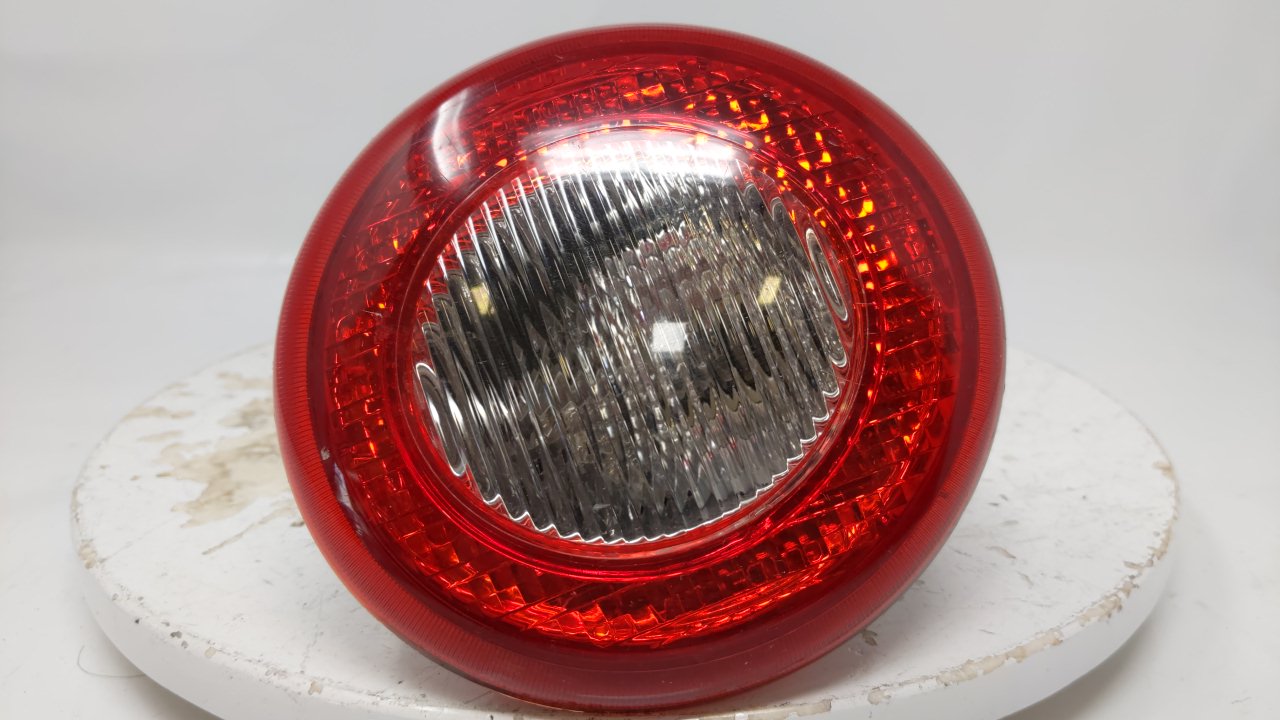2006-2011 Chevrolet HHR Driver Side Tail Light Taillight OEM  43188 - Oemusedautoparts1.com