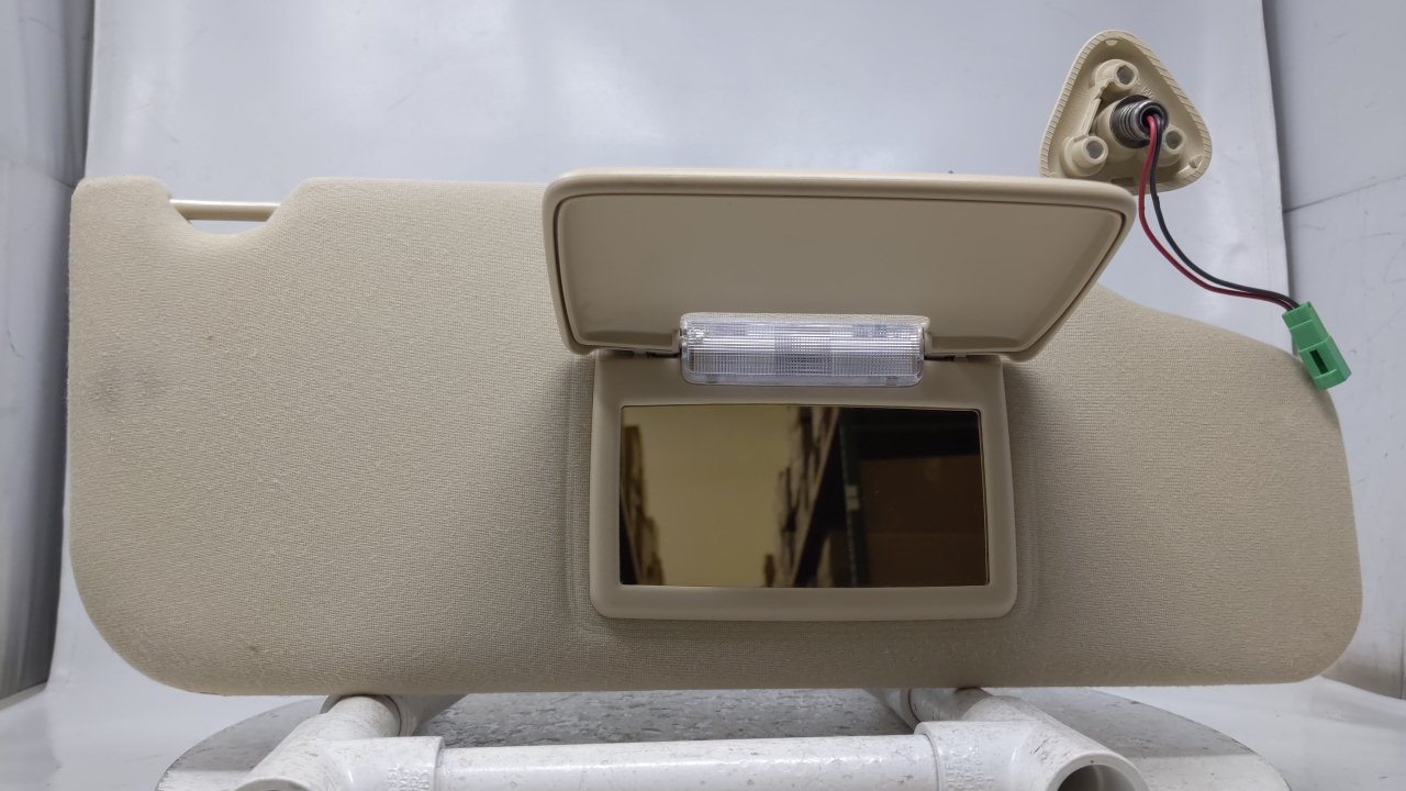 2008-2009 FORD TAURUS Passenger Right Sun Visor Sunvisor Tan 43221 - Oemusedautoparts1.com