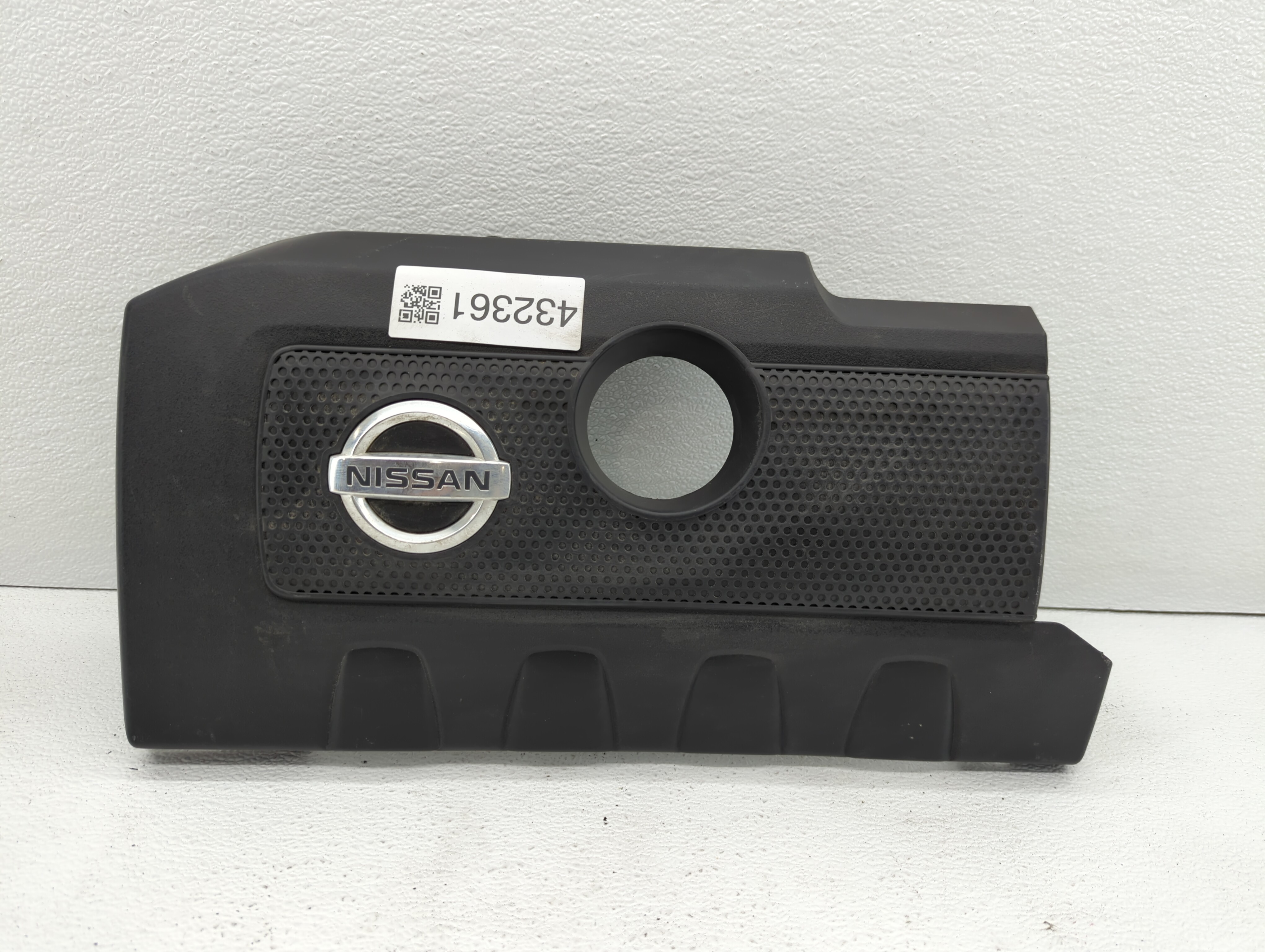 Picture of 2015 Nissan Sentra Engine Cover 432361