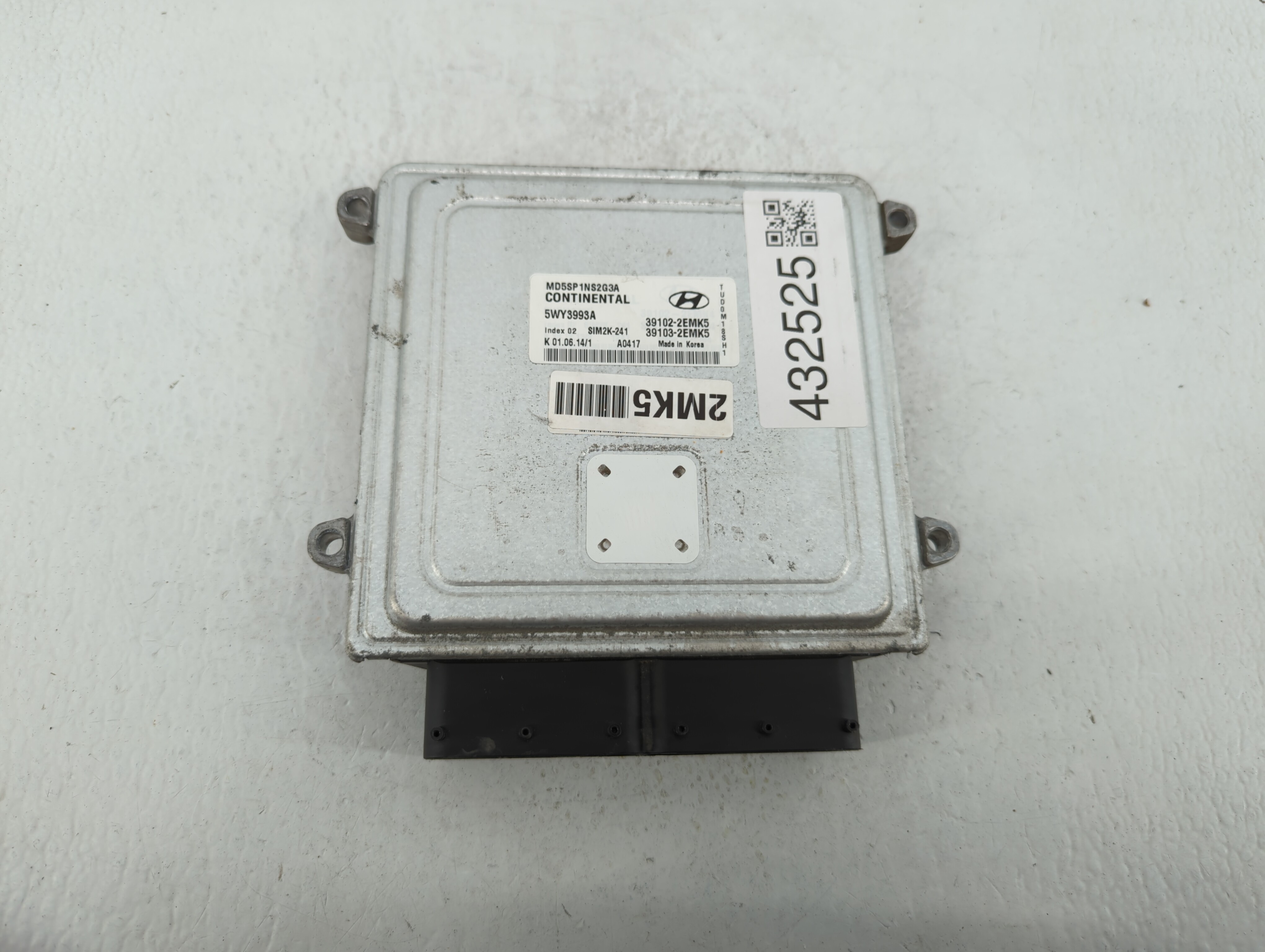 Picture of 2015 Hyundai Elantra Engine Computer Ecu Pcm Ecm Pcu Oem 432525