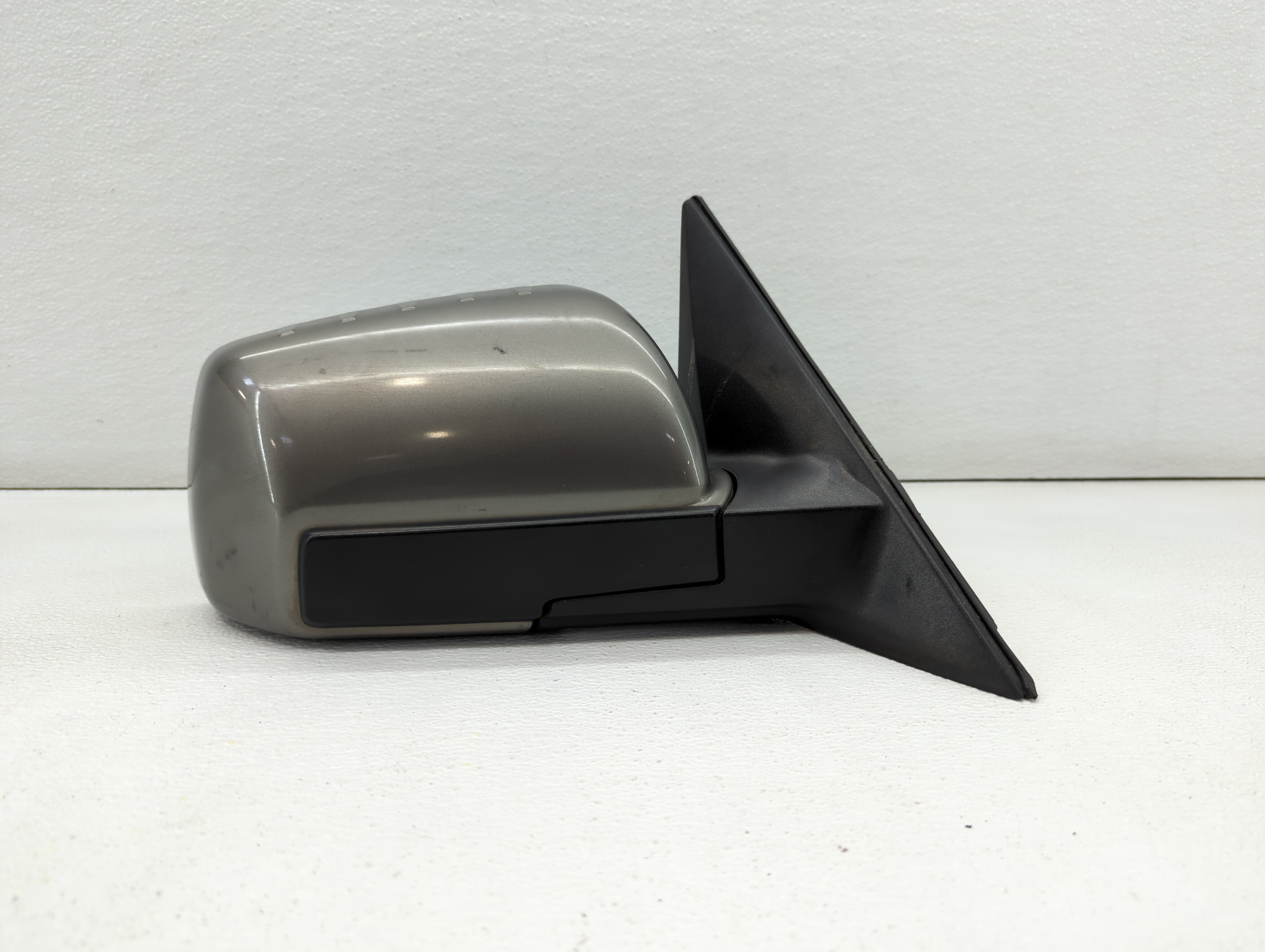 2010-2013 Kia Soul Passenger Right Side View Power Door Mirror Bronze 432580 - Oemusedautoparts1.com