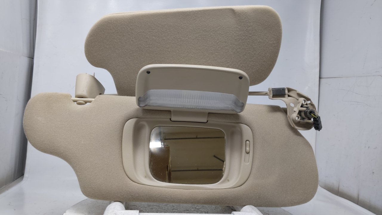 2000-2007 FORD TAURUS Passenger Right Sun Visor Sunvisor Tan 43258 - Oemusedautoparts1.com
