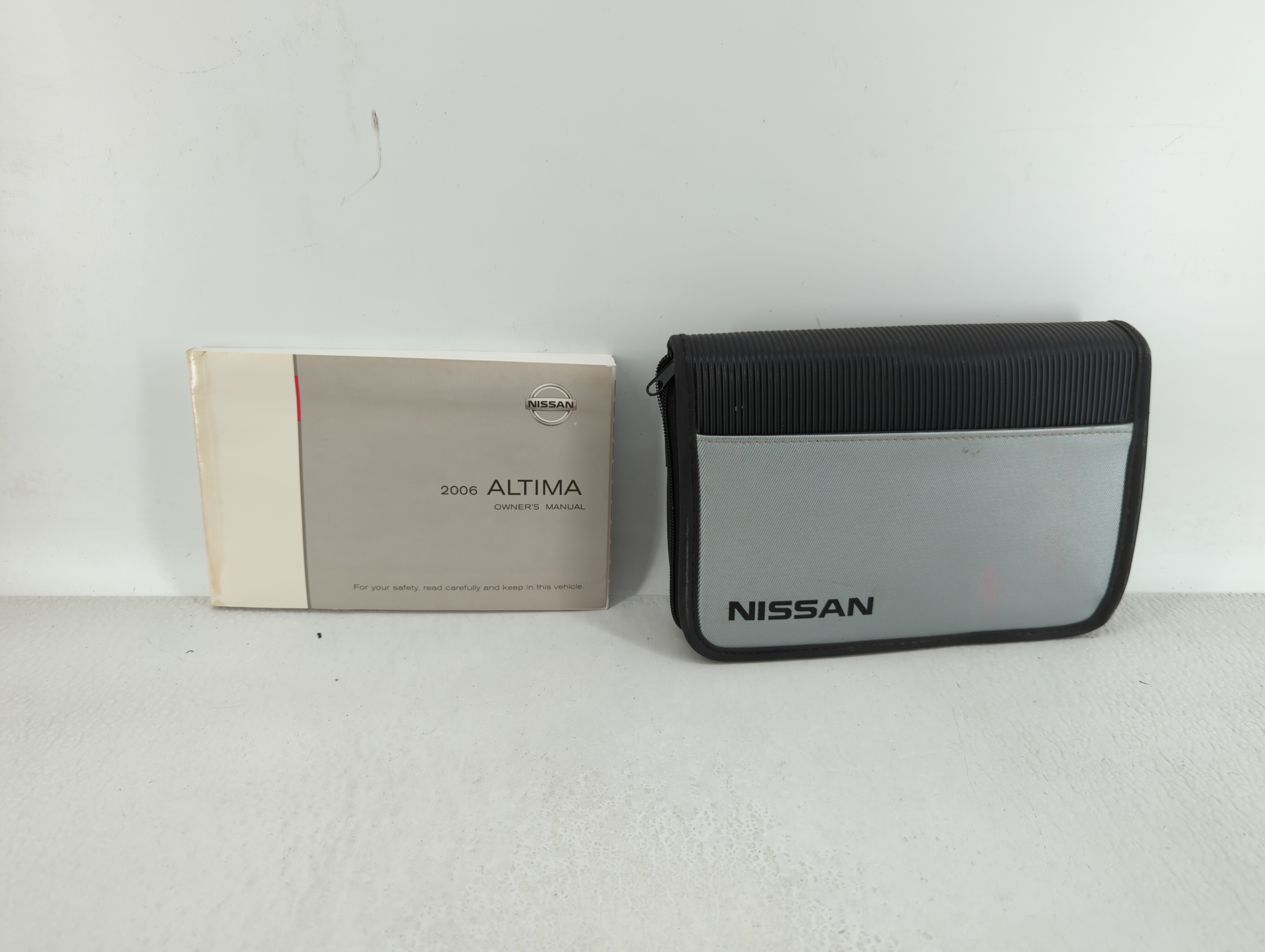 Picture of 2006 Nissan Altima Owners Manual Book Guide 434797