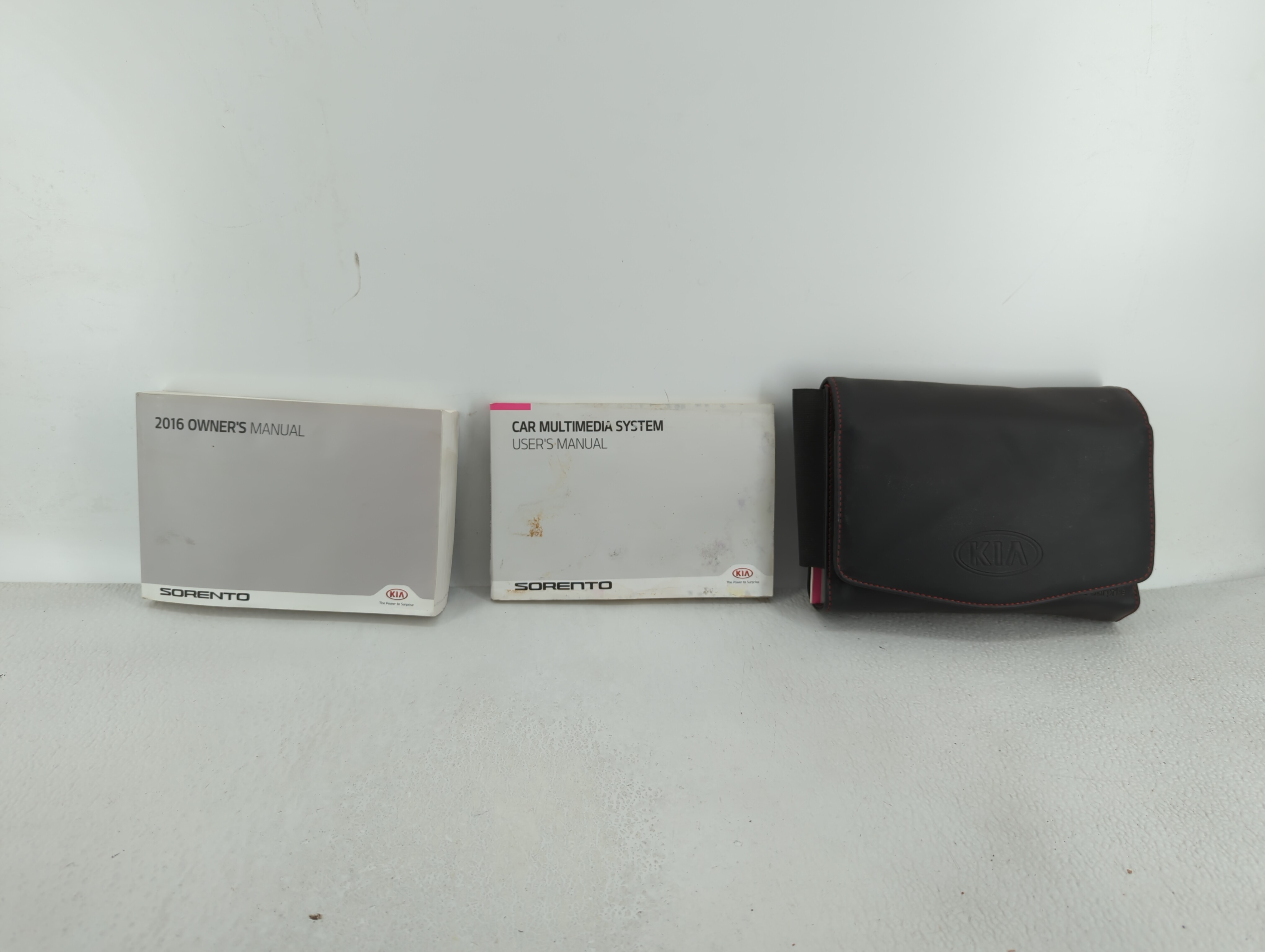 2016 Kia Sorento Owners Manual Book Guide 434805 - Oemusedautoparts1.com