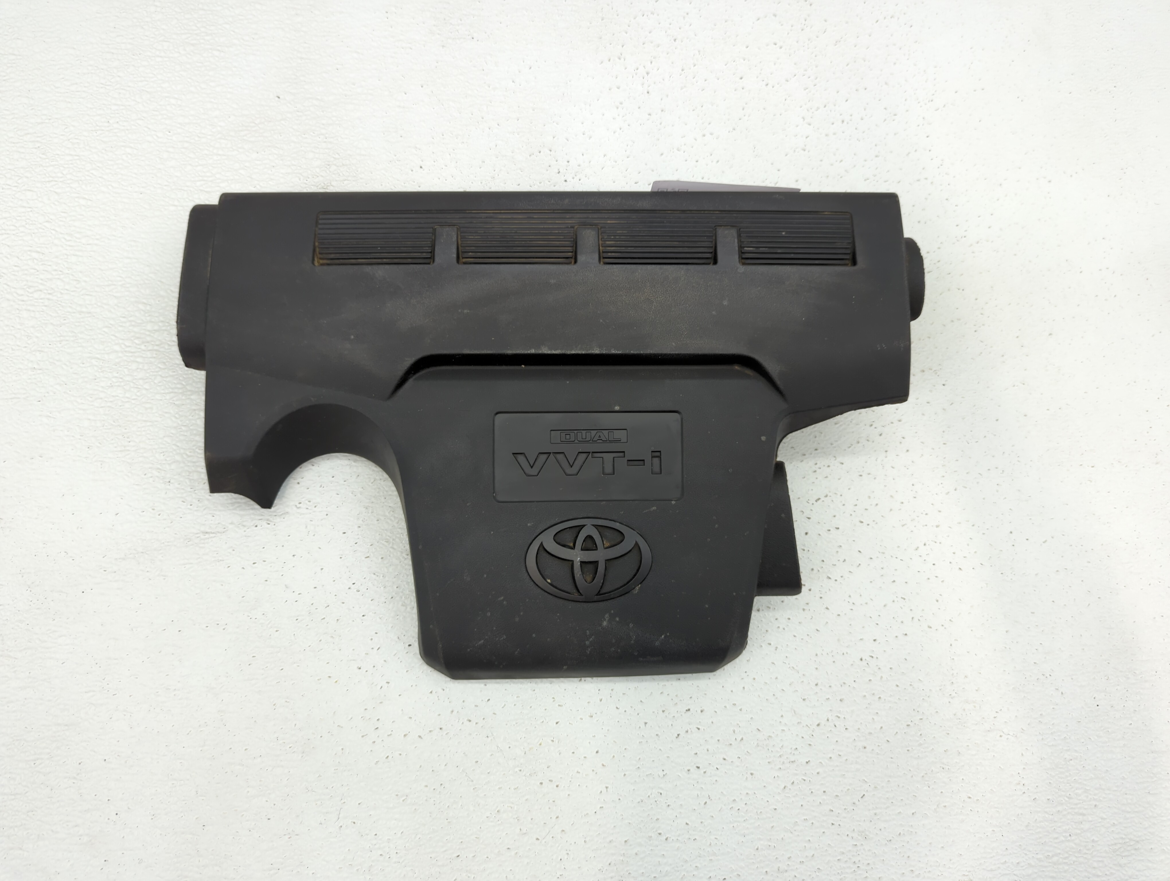 Picture of 2017 Toyota Camry Engine Cover 435116