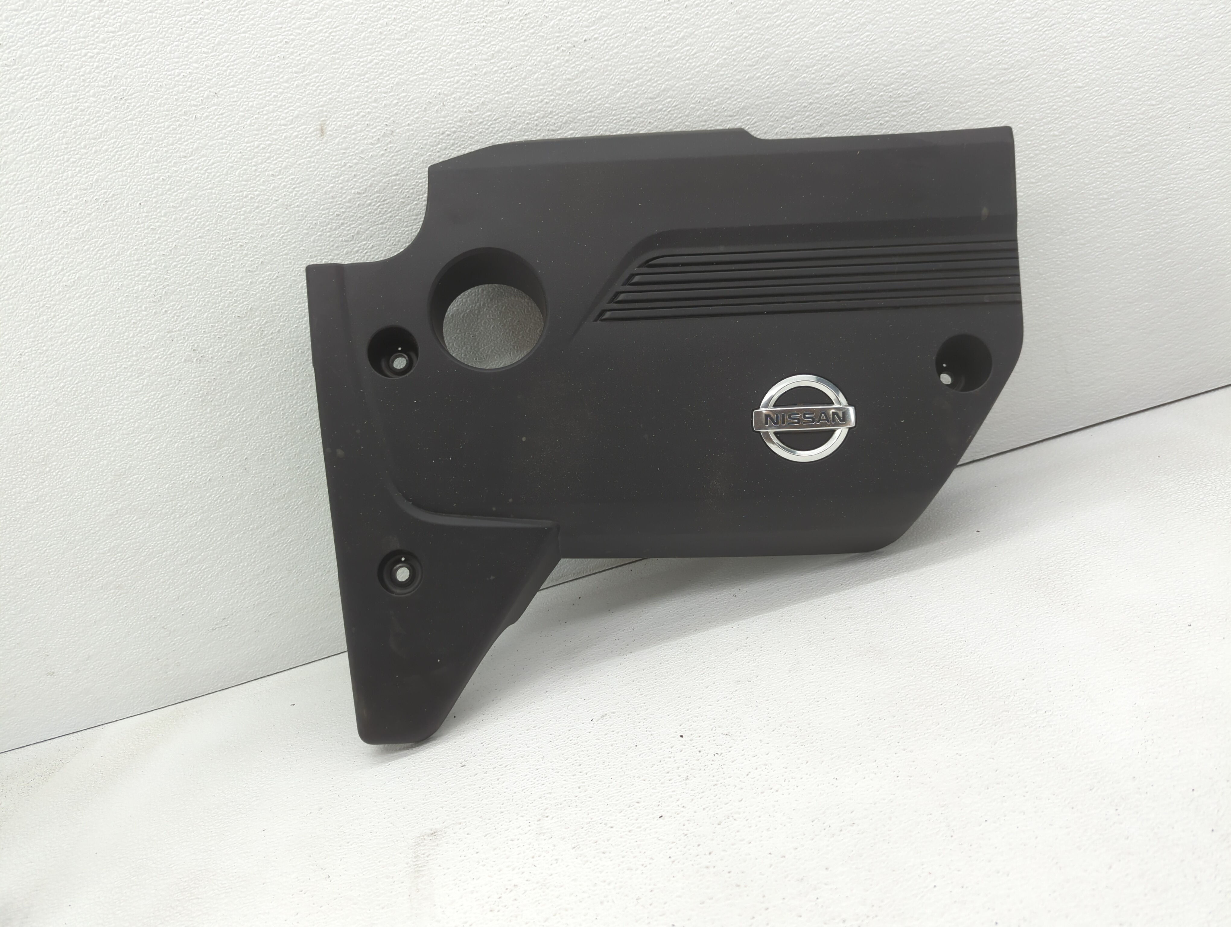 Picture of 2015 Nissan Altima Engine Cover 436010
