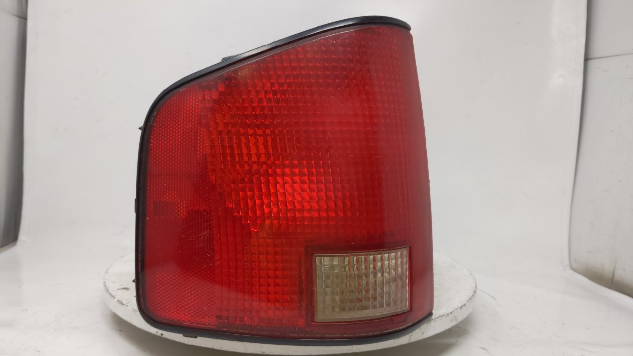 Picture of Saab 95 Driver Left Side Tail Light Taillight Oem 43626