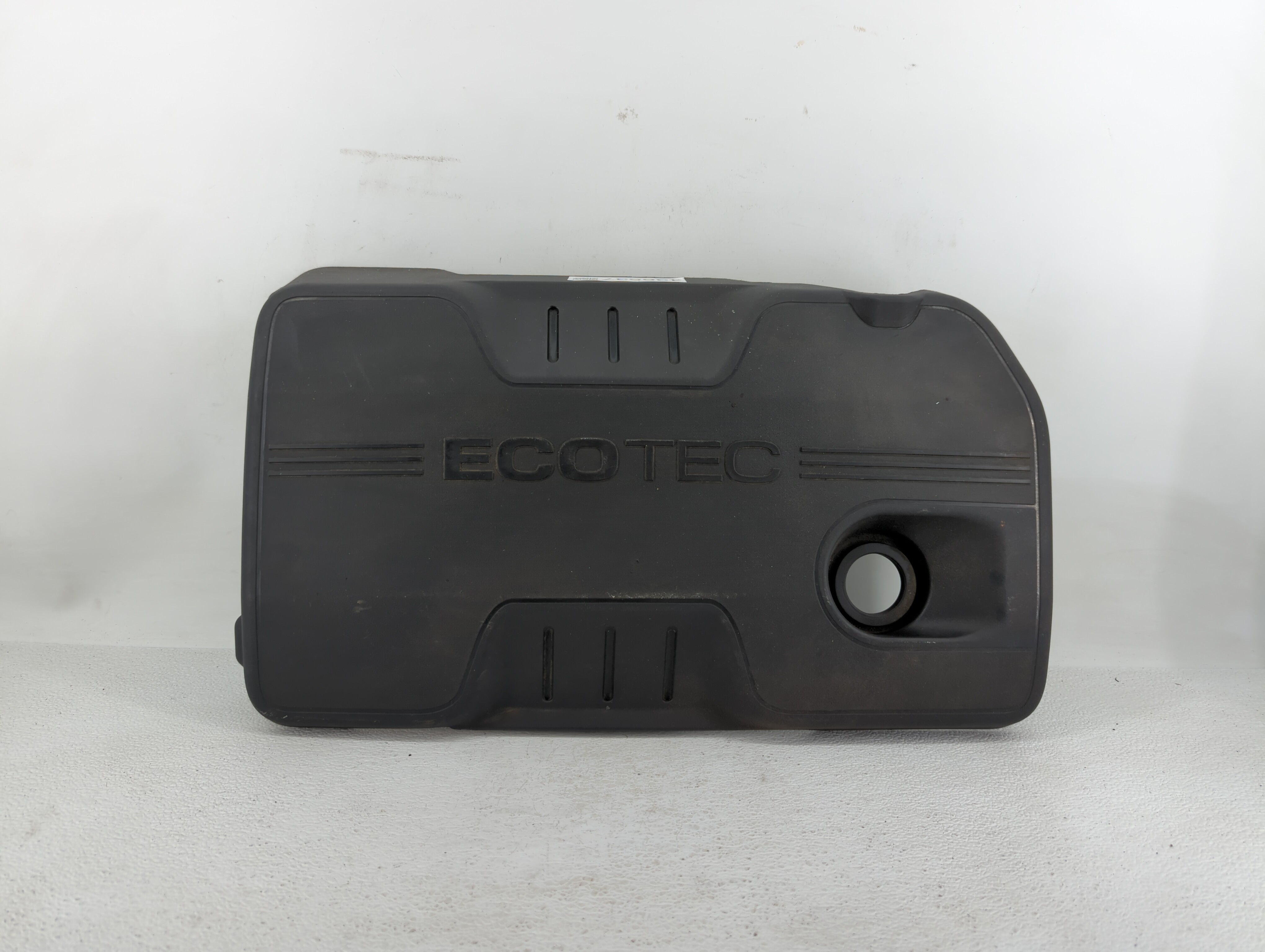 2015 Chevrolet Equinox Engine Cover 436537 - Oemusedautoparts1.com
