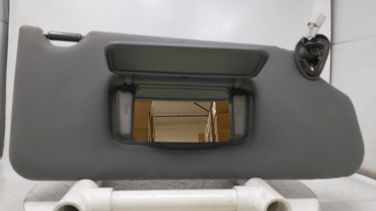 Picture of 1998-2002 HONDA ACCORD Passenger Right Sun Visor Sunvisor Gray 43666