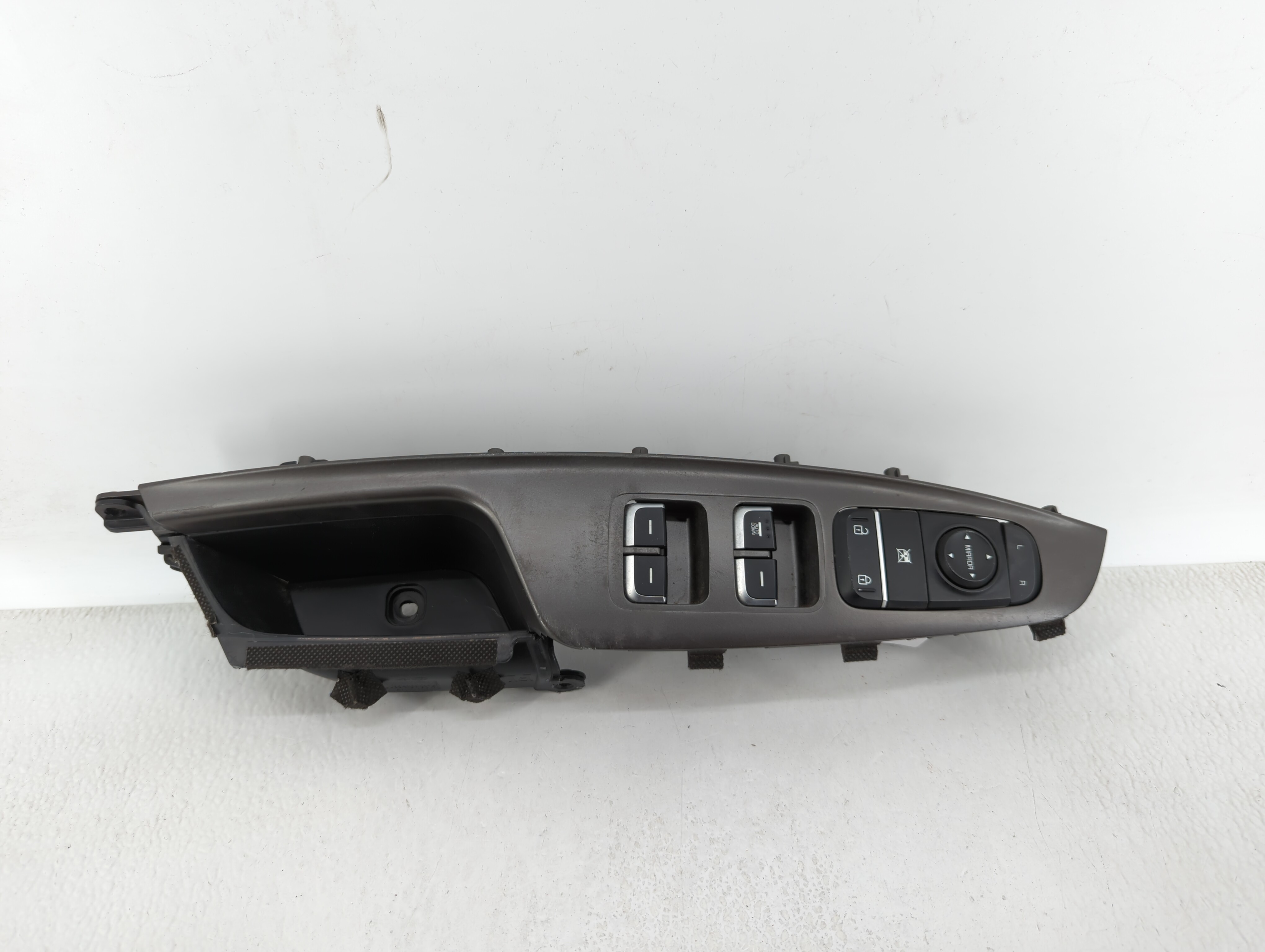 2016-2020 Kia Optima Driver Left Door Master Power Window Switch 436891 - Oemusedautoparts1.com