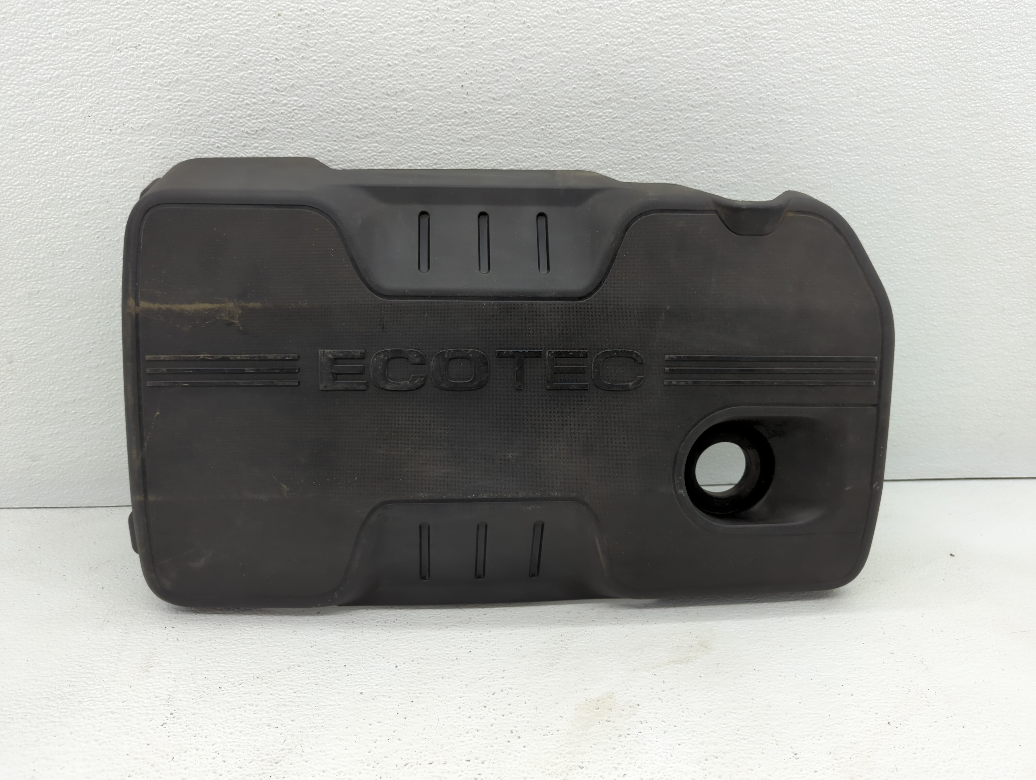 2011 Chevrolet Equinox Engine Cover 436978 - Oemusedautoparts1.com