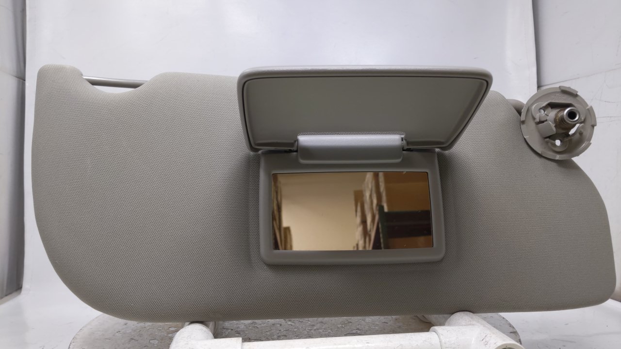 2005 Chevrolet Uplander Passenger Sun Visor Mirror Right Sunvisor Gray 43697 - Oemusedautoparts1.com