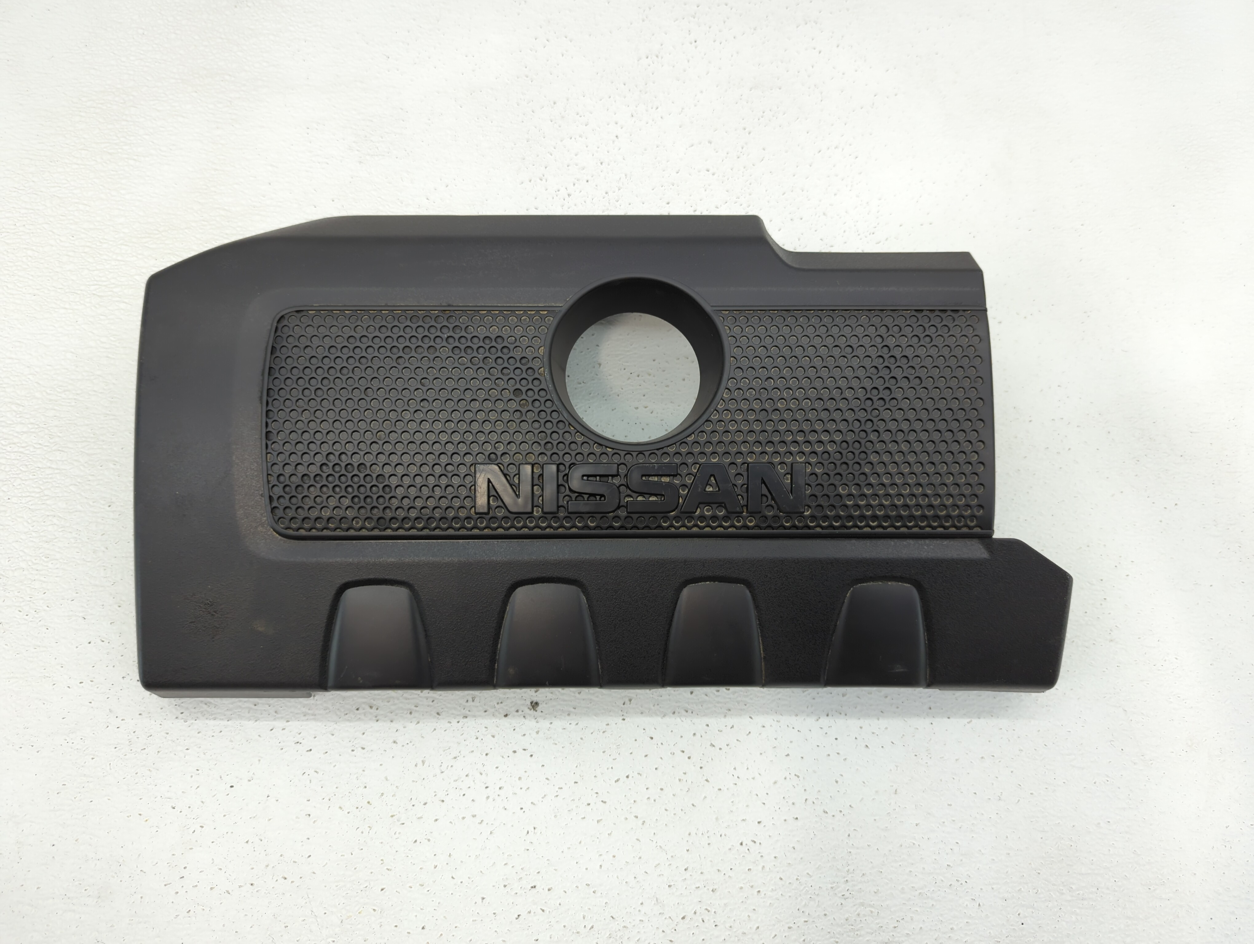 Picture of 2015 Nissan Sentra Engine Cover 436982