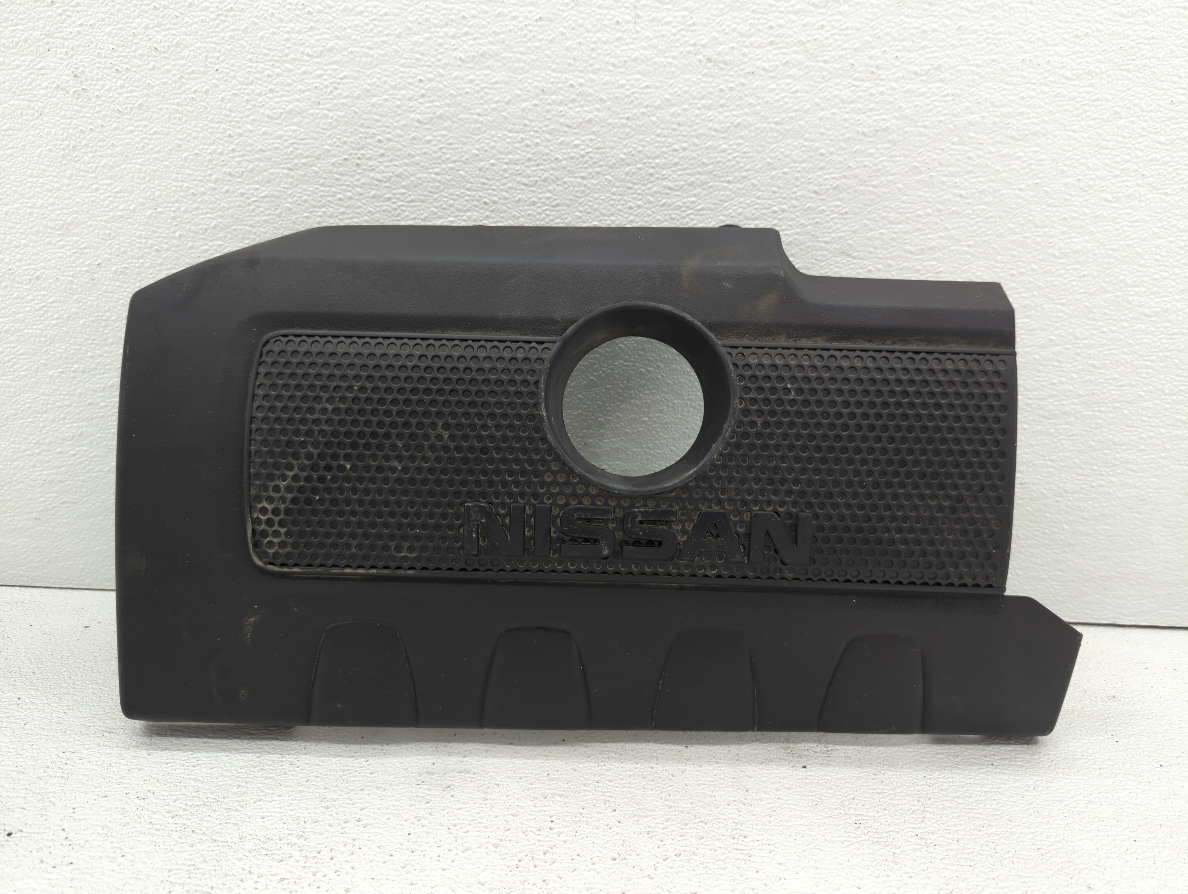 Picture of 2018 Nissan Sentra Engine Cover 437025