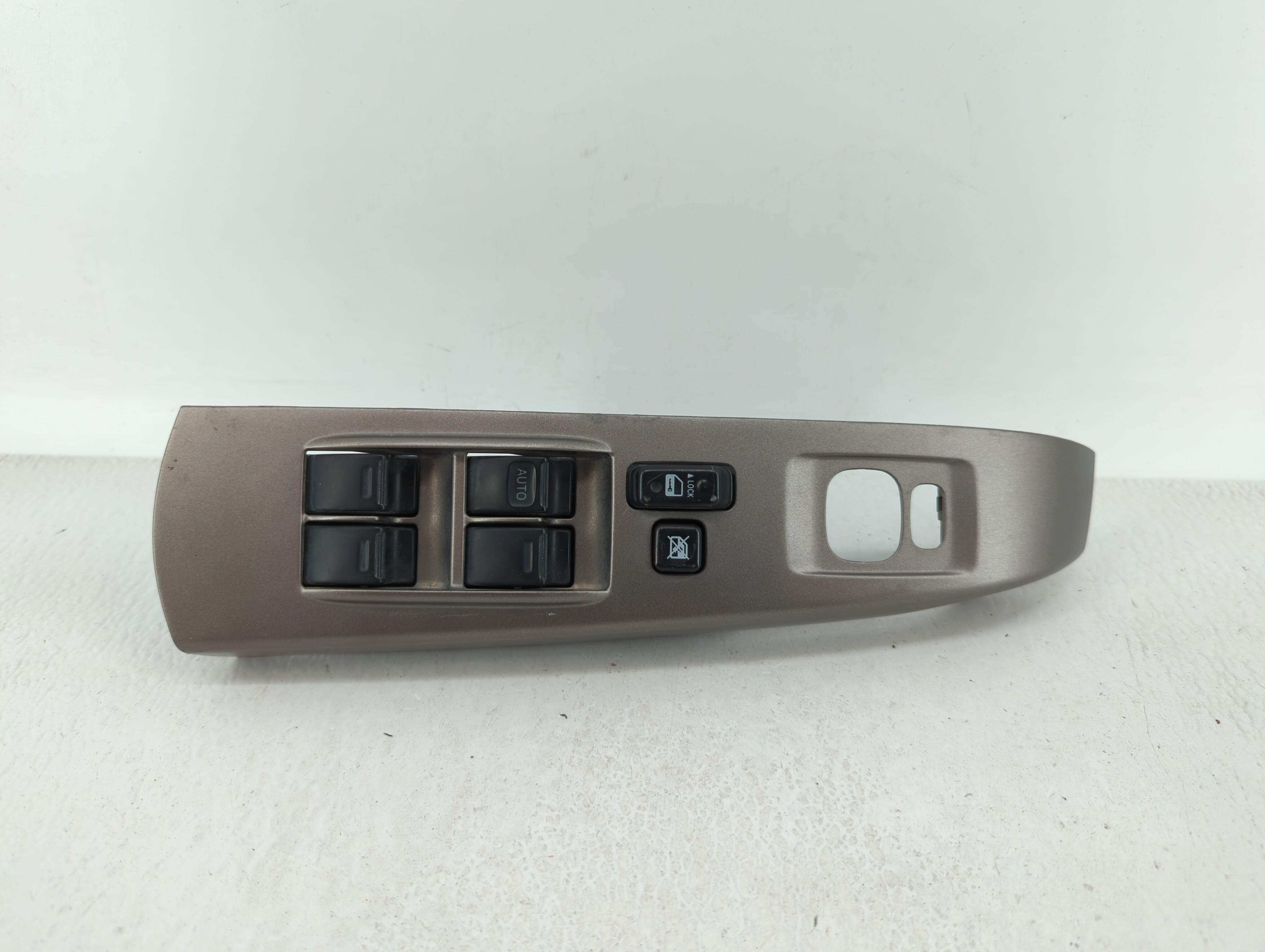 2004-2009 Toyota Prius Driver Left Door Master Power Window Switch 437483 - Oemusedautoparts1.com