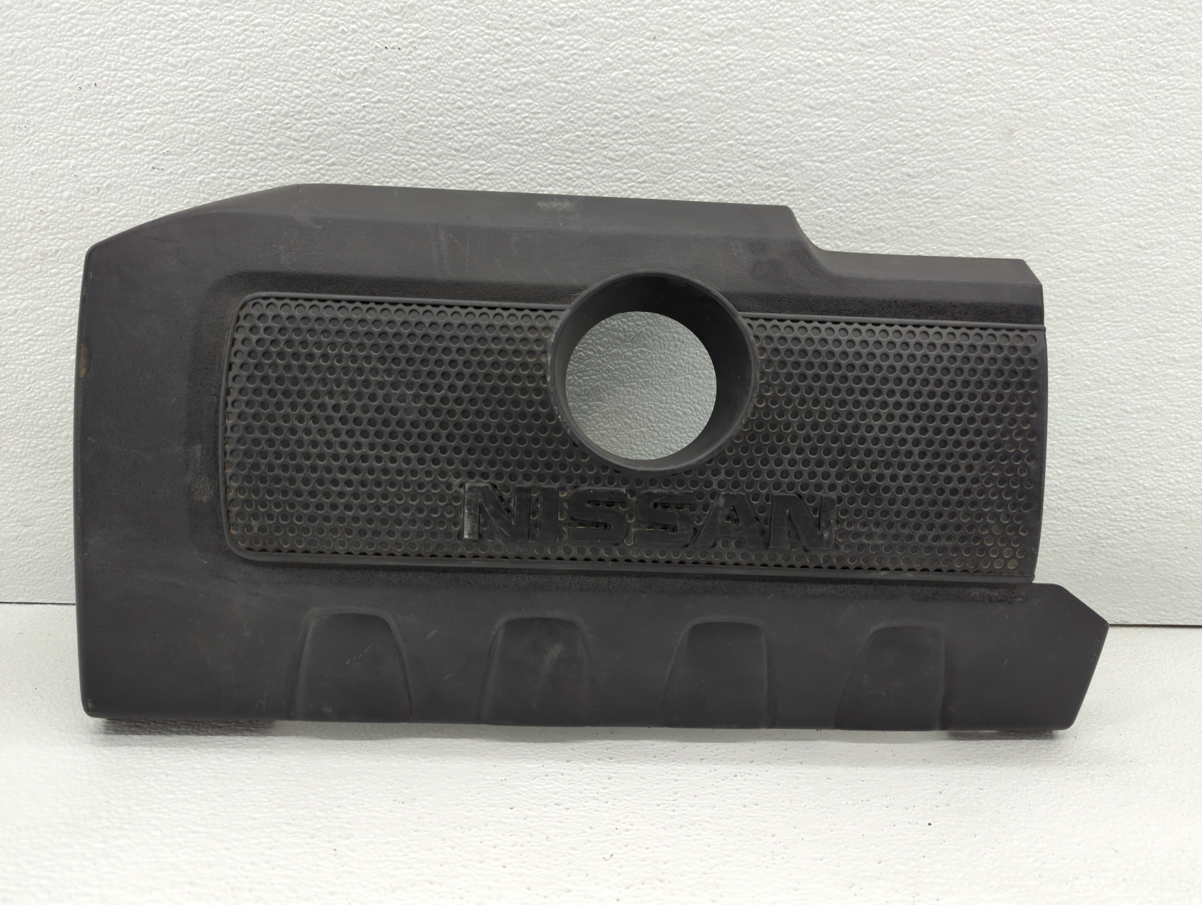 Picture of 2015 Nissan Sentra Engine Cover 437993