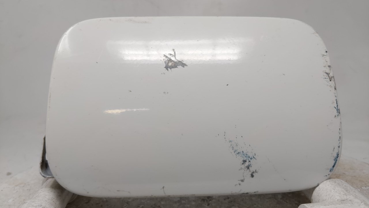 Picture of 2001-2002 Mercedes E430 Fuel Tank Door Lid Gas Tank White 43803