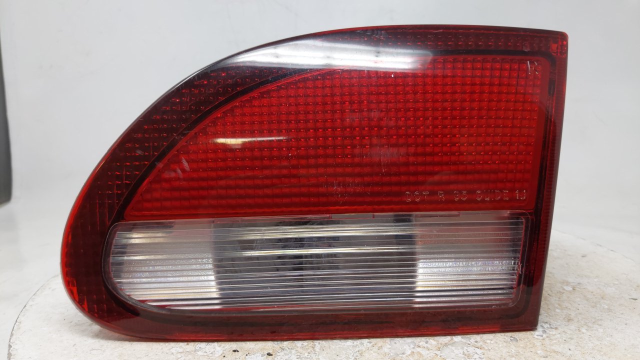 1995-1999 Chevrolet Cavalier Passenger Right Side Tail Light Taillight Oem 43843 - Oemusedautoparts1.com