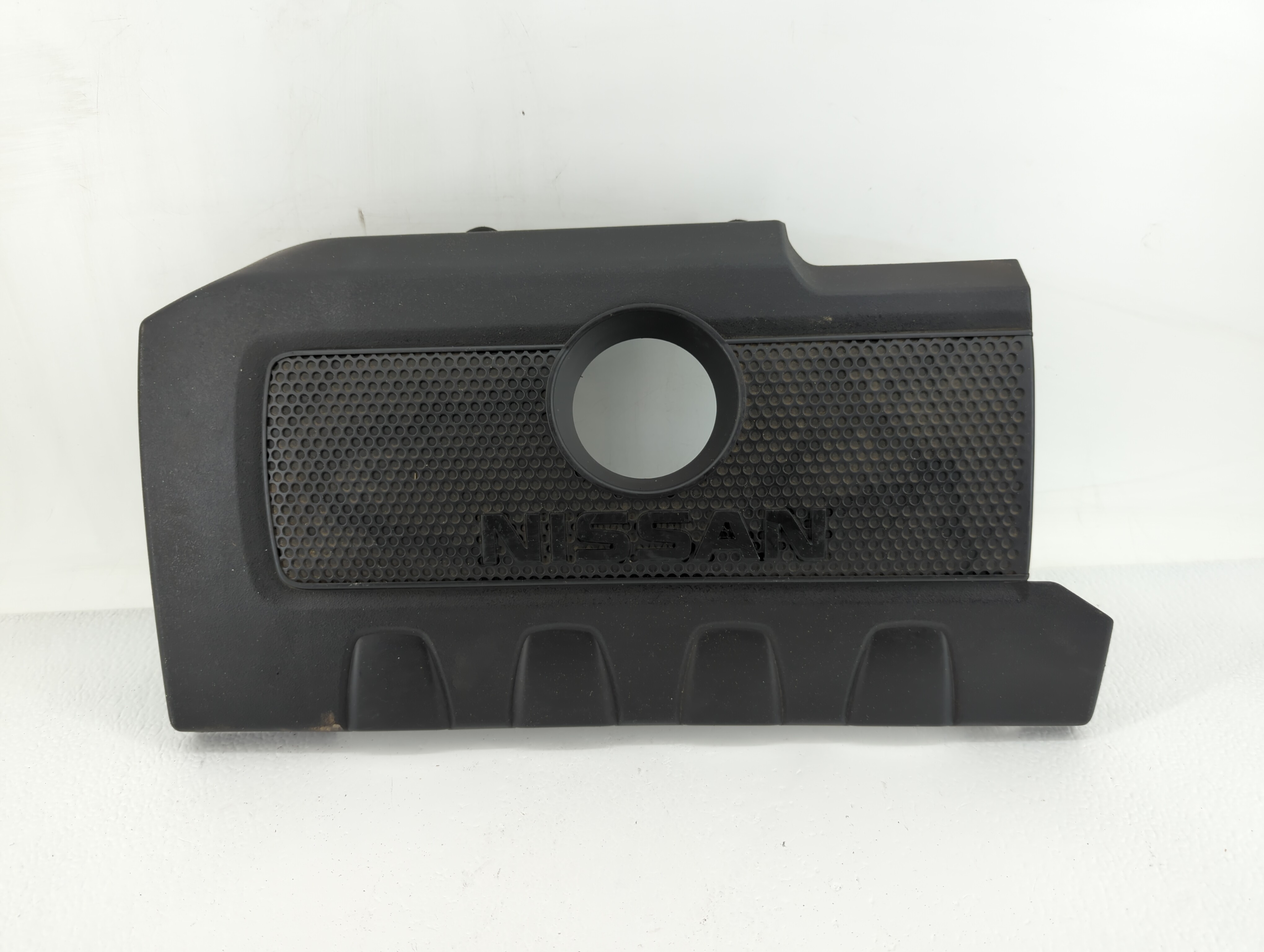 Picture of 2015 Nissan Sentra Engine Cover 438506