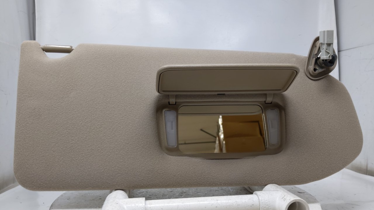1999 Honda Odyssey Passenger Sun Visor Mirror Right Sunvisor Tan 43867 - Oemusedautoparts1.com