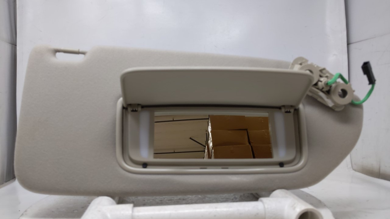 2001 Volvo S60 Passenger Sun Visor Mirror Right Sunvisor Gray 43868 - Oemusedautoparts1.com