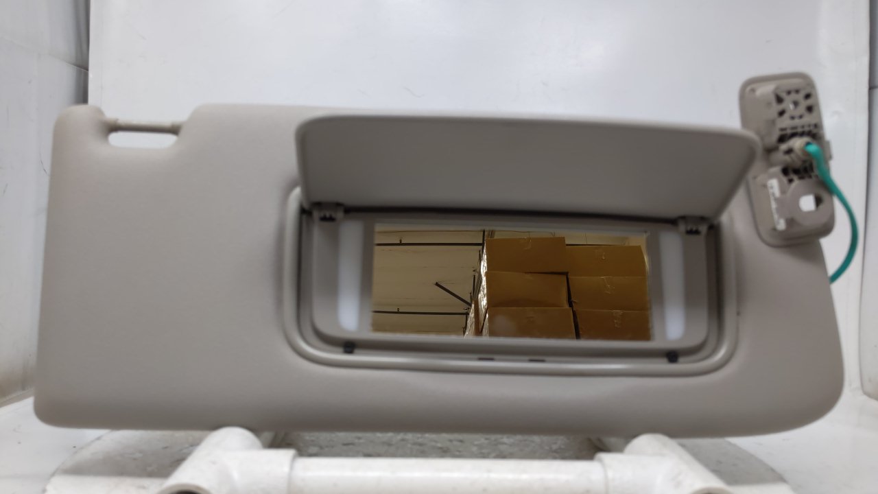 2005 Volvo S40 Passenger Sun Visor Mirror Right Sunvisor Gray 43869 - Oemusedautoparts1.com