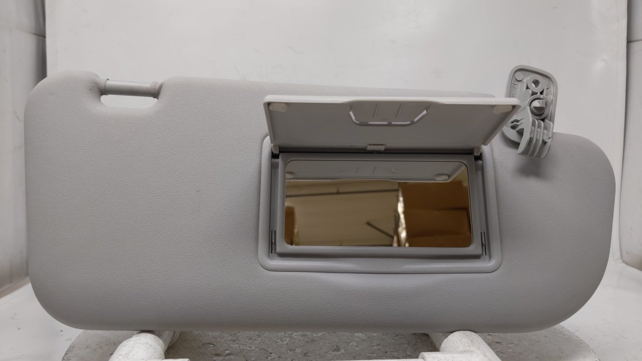 2004 Mazda 3 Passenger Sun Visor Mirror Right Sunvisor Gray 43877 - Oemusedautoparts1.com