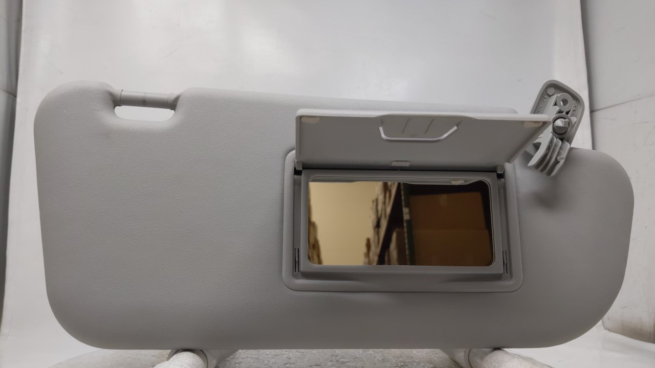 2004 Mazda 3 Passenger Sun Visor Mirror Right Sunvisor Gray 43878 - Oemusedautoparts1.com
