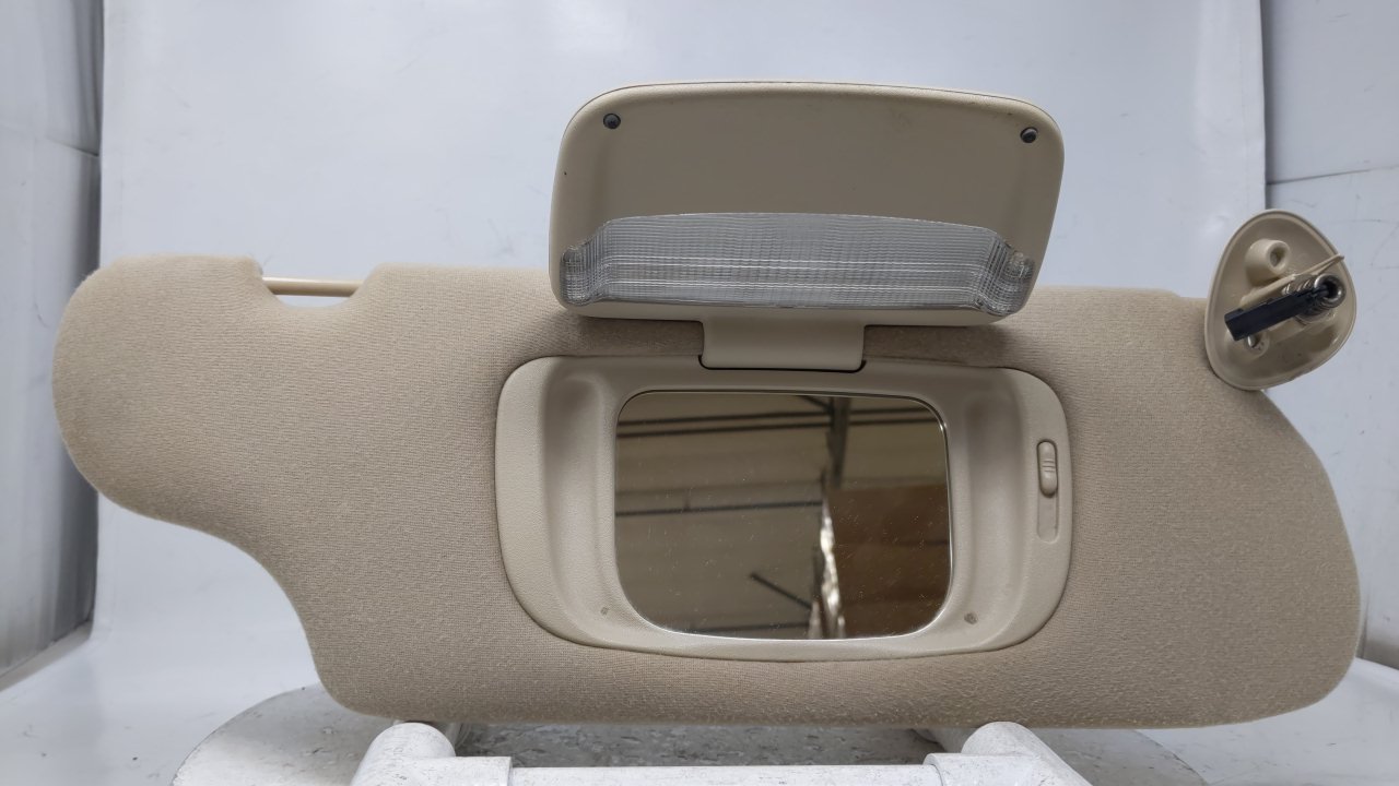 2000 Ford Taurus Passenger Sun Visor Mirror Right Sunvisor Tan 43881 - Oemusedautoparts1.com