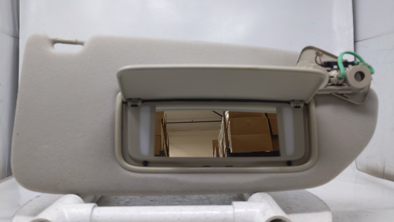 2001 Volvo S60 Passenger Sun Visor Mirror Right Sunvisor Gray 43901 - Oemusedautoparts1.com