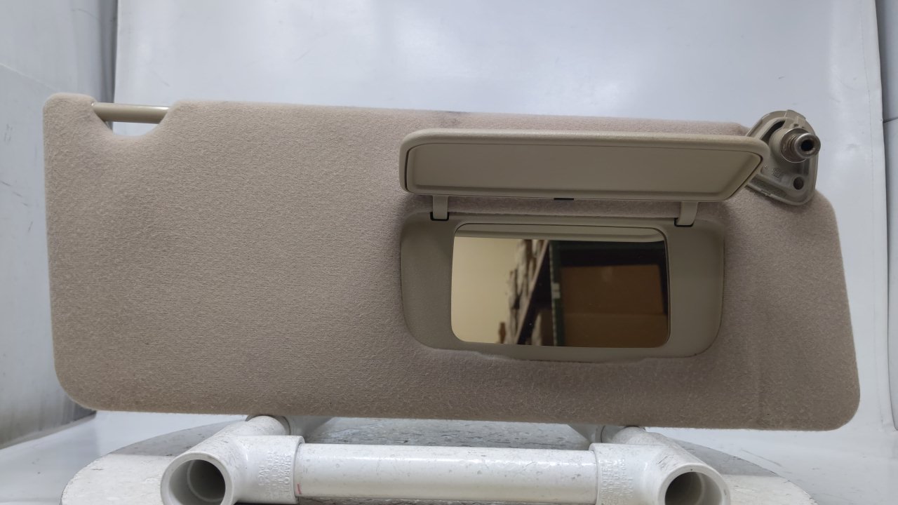 2002 Toyota Camry Passenger Sun Visor Mirror Right Sunvisor Beige 43906 - Oemusedautoparts1.com