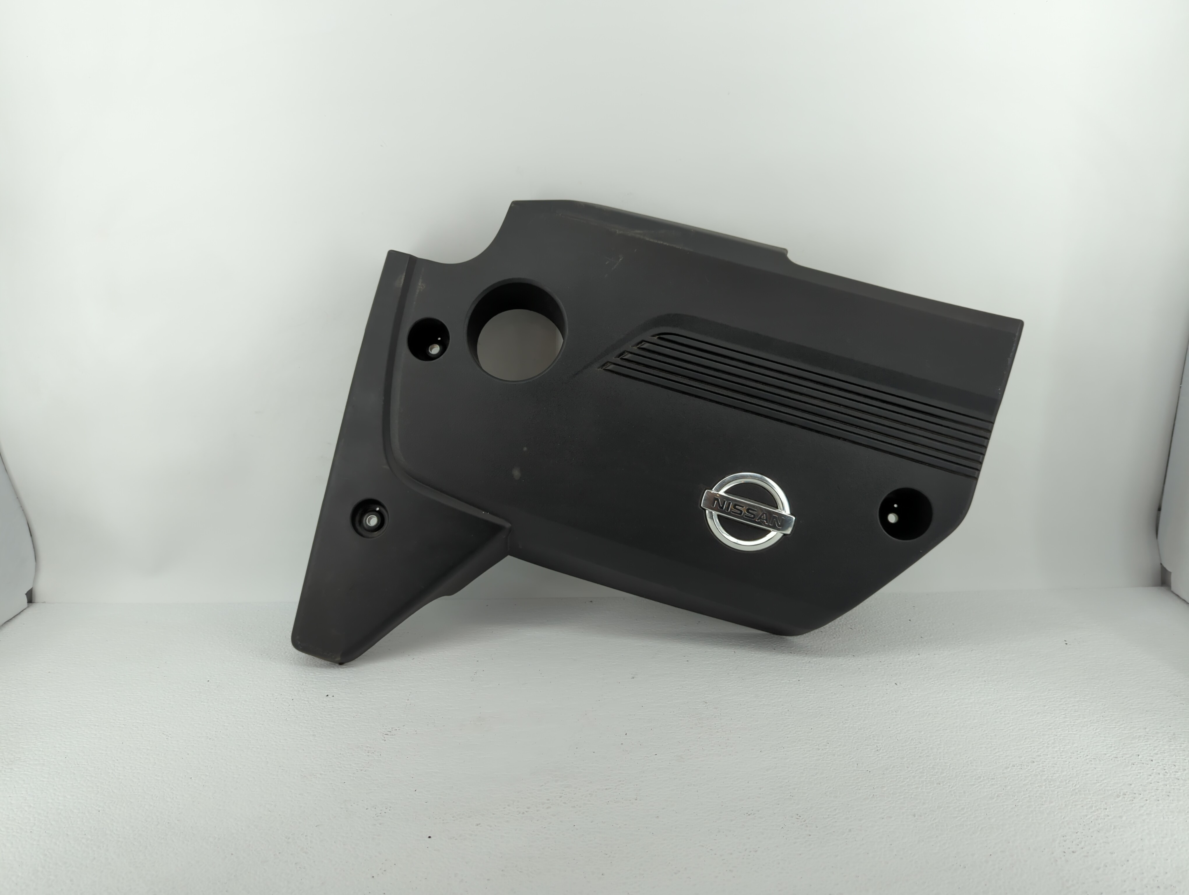 Picture of 2015 Nissan Altima Engine Cover 439325
