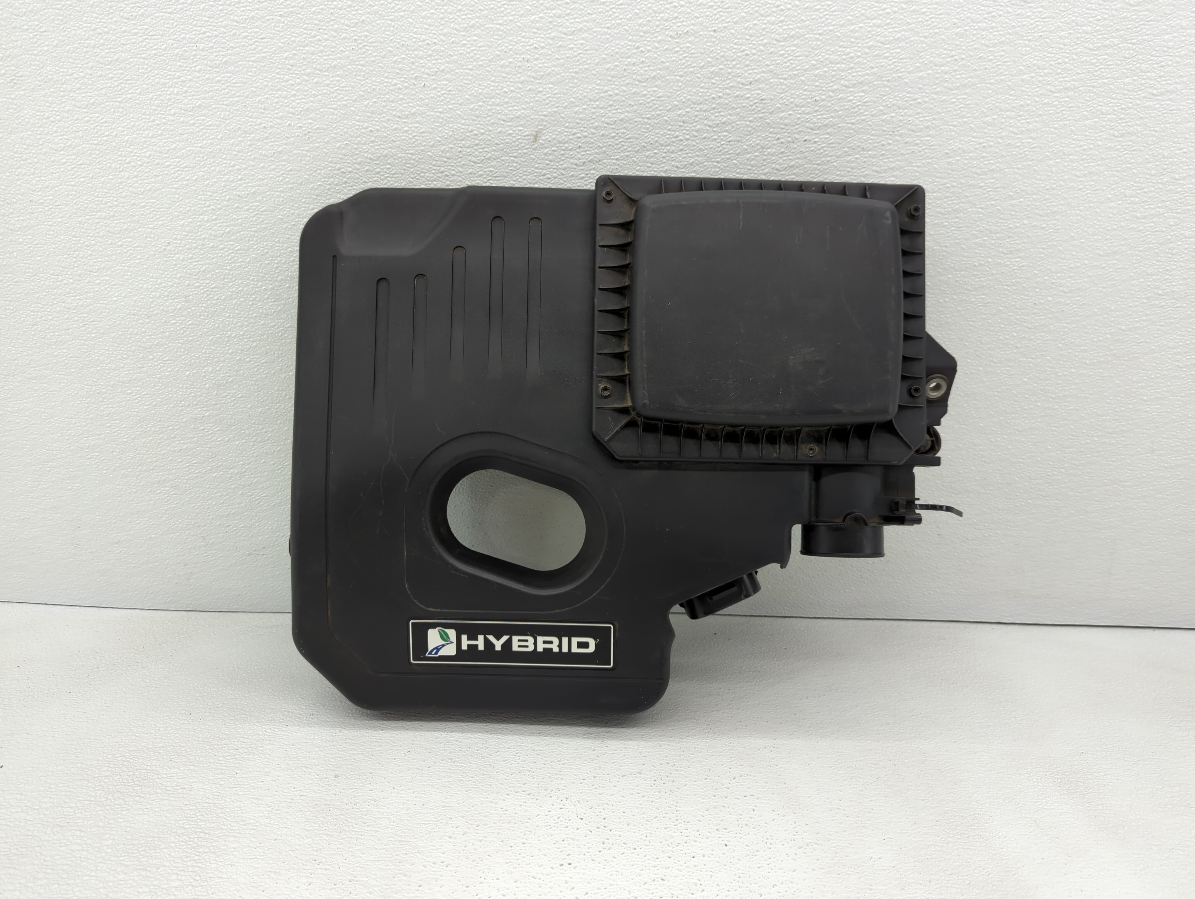 2014 Ford C-max Engine Cover 439326 - Oemusedautoparts1.com