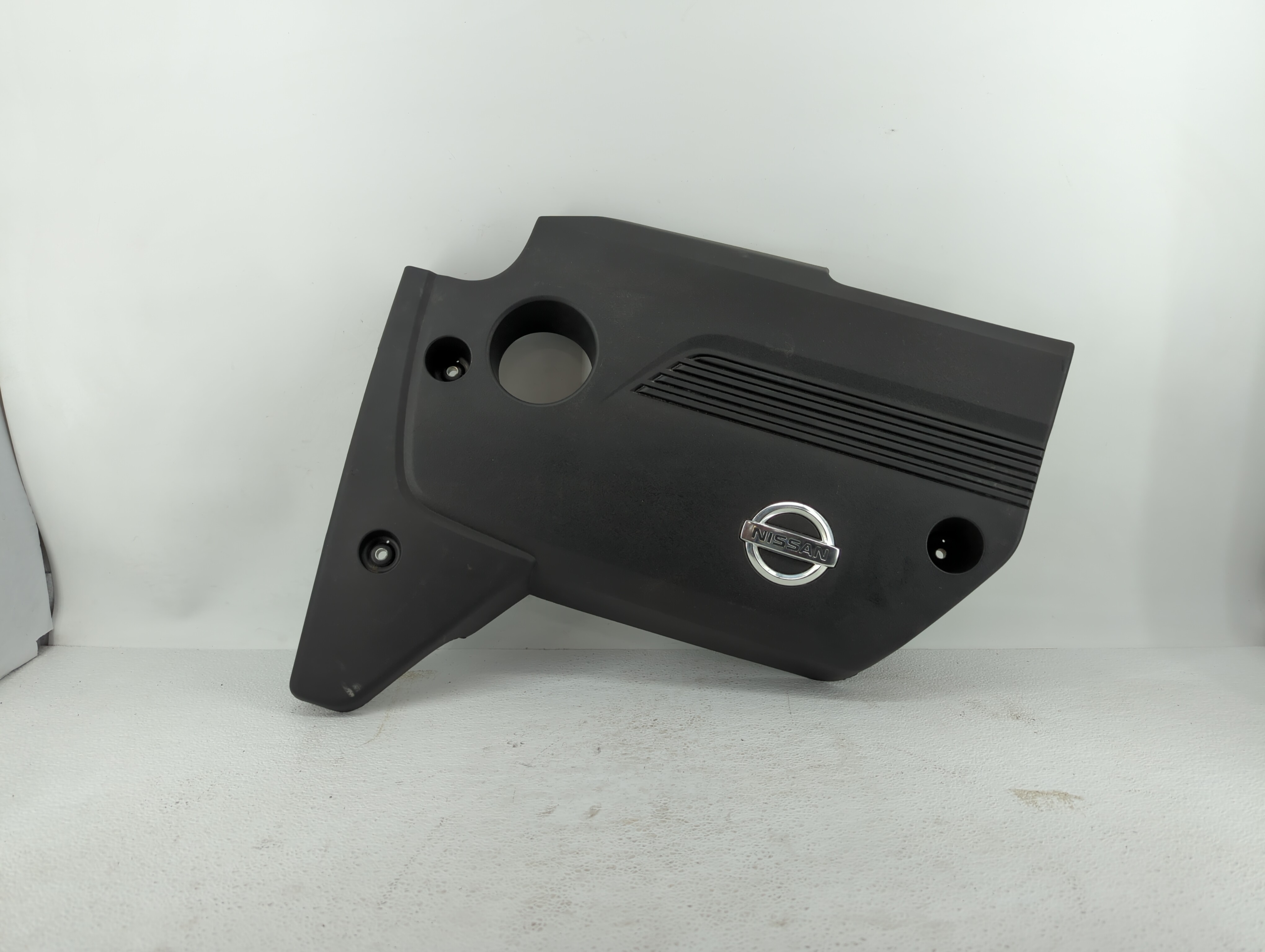 Picture of 2015 Nissan Altima Engine Cover 439383