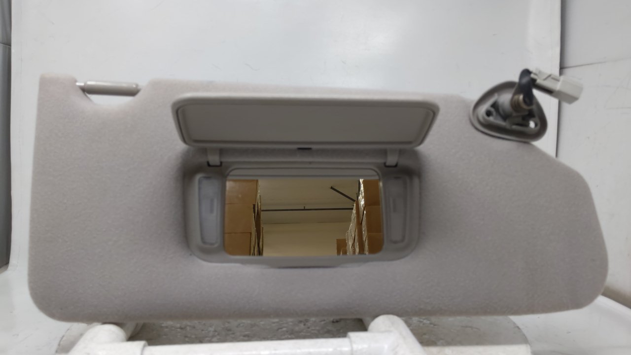 Picture of 1998 Honda Accord Passenger Right Sun Visor Sunvisor Gray 44026
