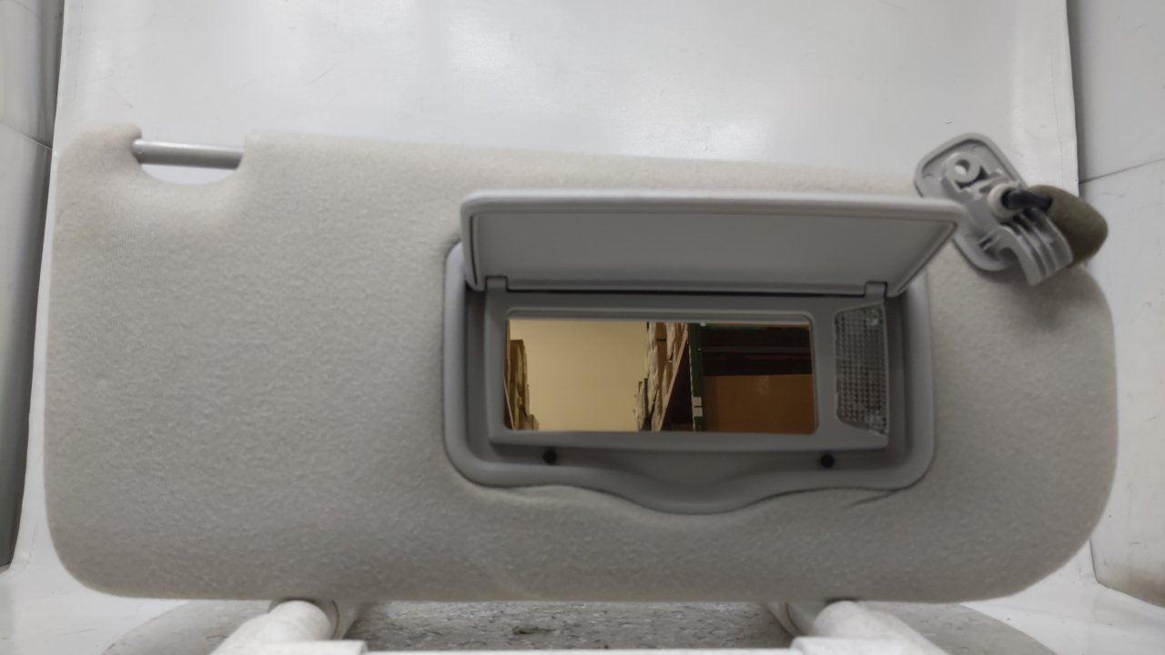 Picture of 2005 Mazda 6 Passenger Right Sun Visor Sunvisor Gray 44030