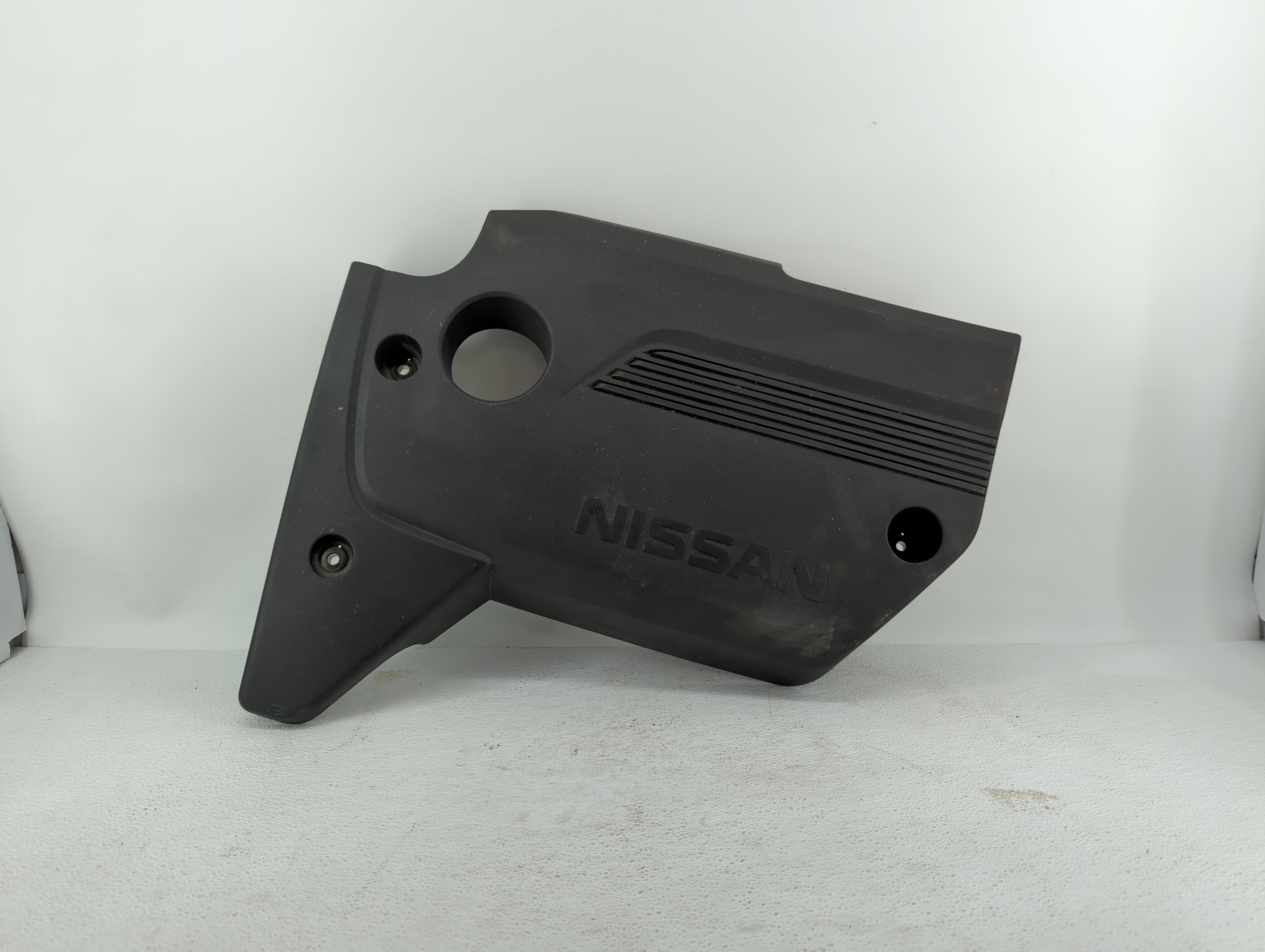Picture of 2016 Nissan Altima Engine Cover 440350