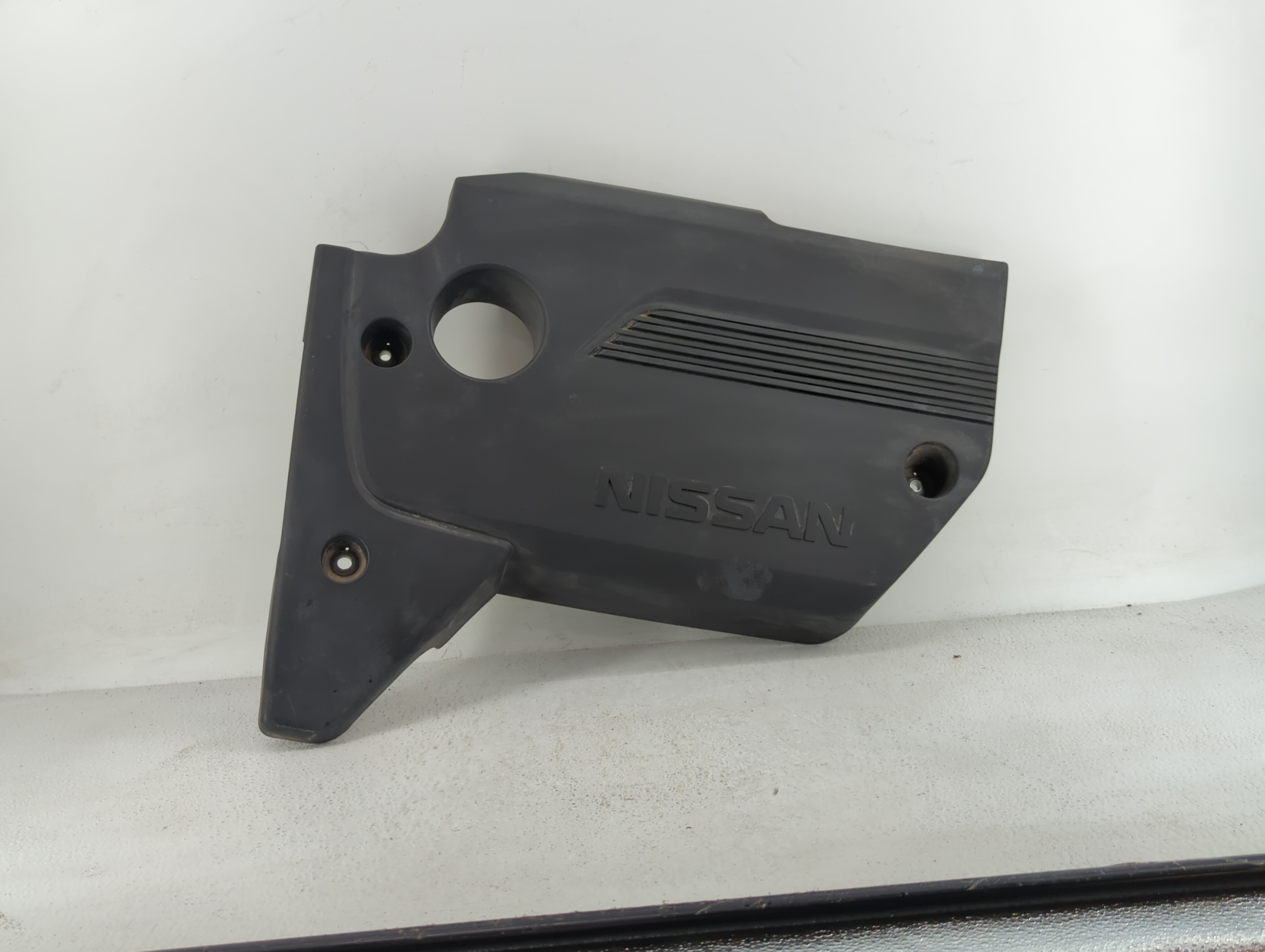 Picture of 2015 Nissan Altima Engine Cover 440811