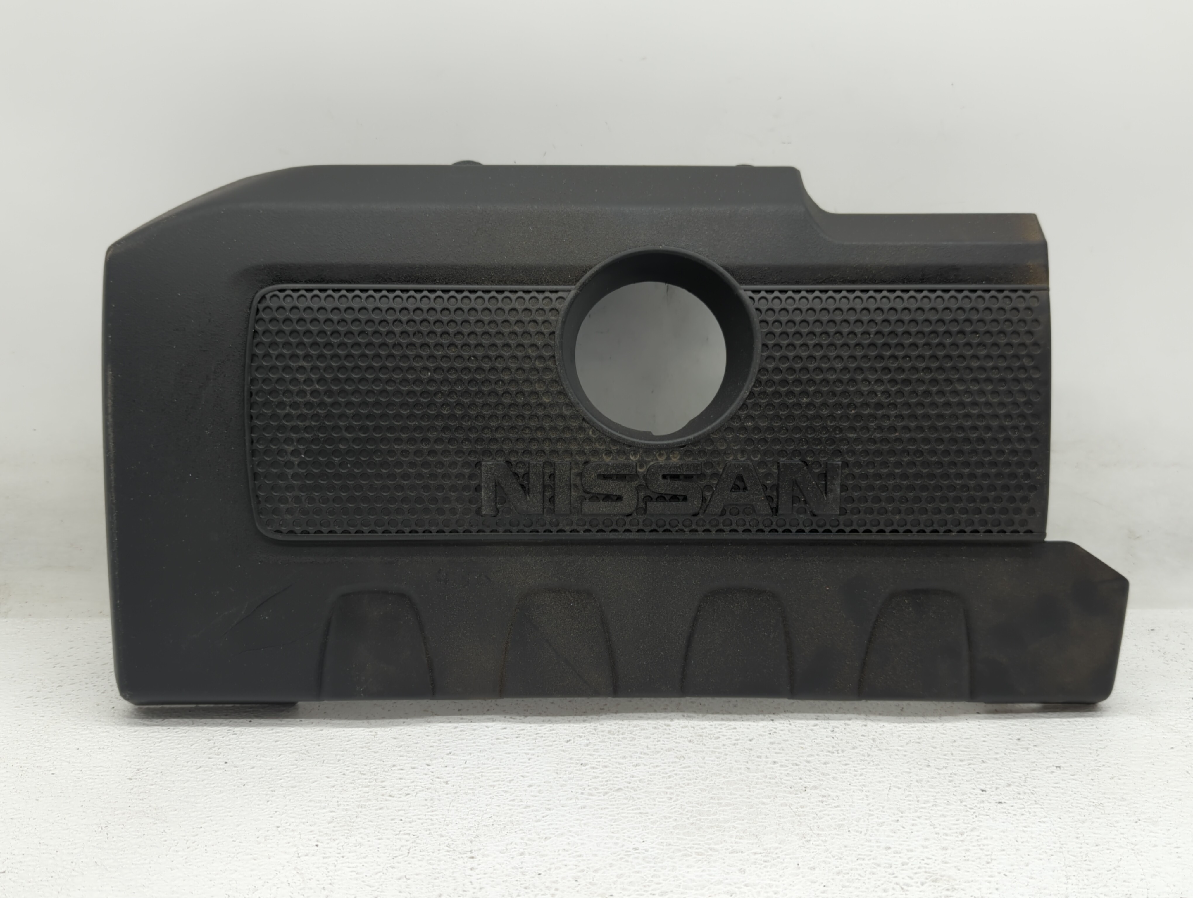 Picture of 2016 Nissan Sentra Engine Cover 440821
