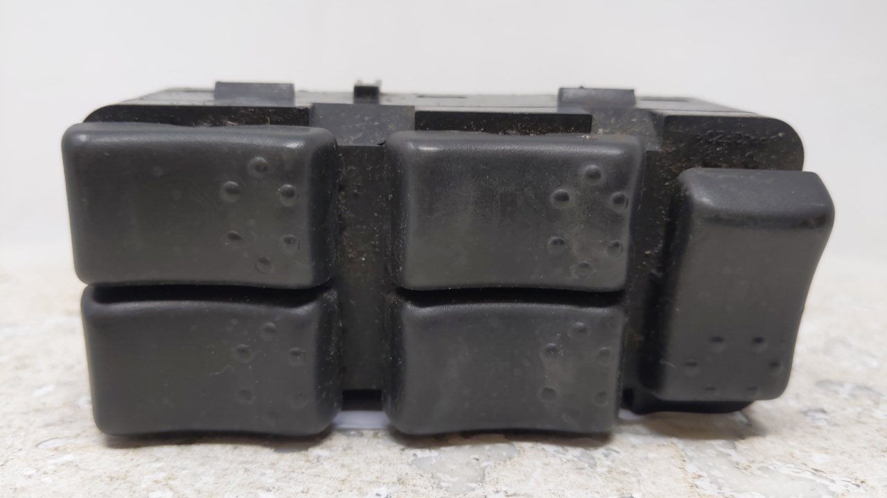 2003 Saturn Ion Driver Left Door Master Power Window Switch 44083 - Oemusedautoparts1.com