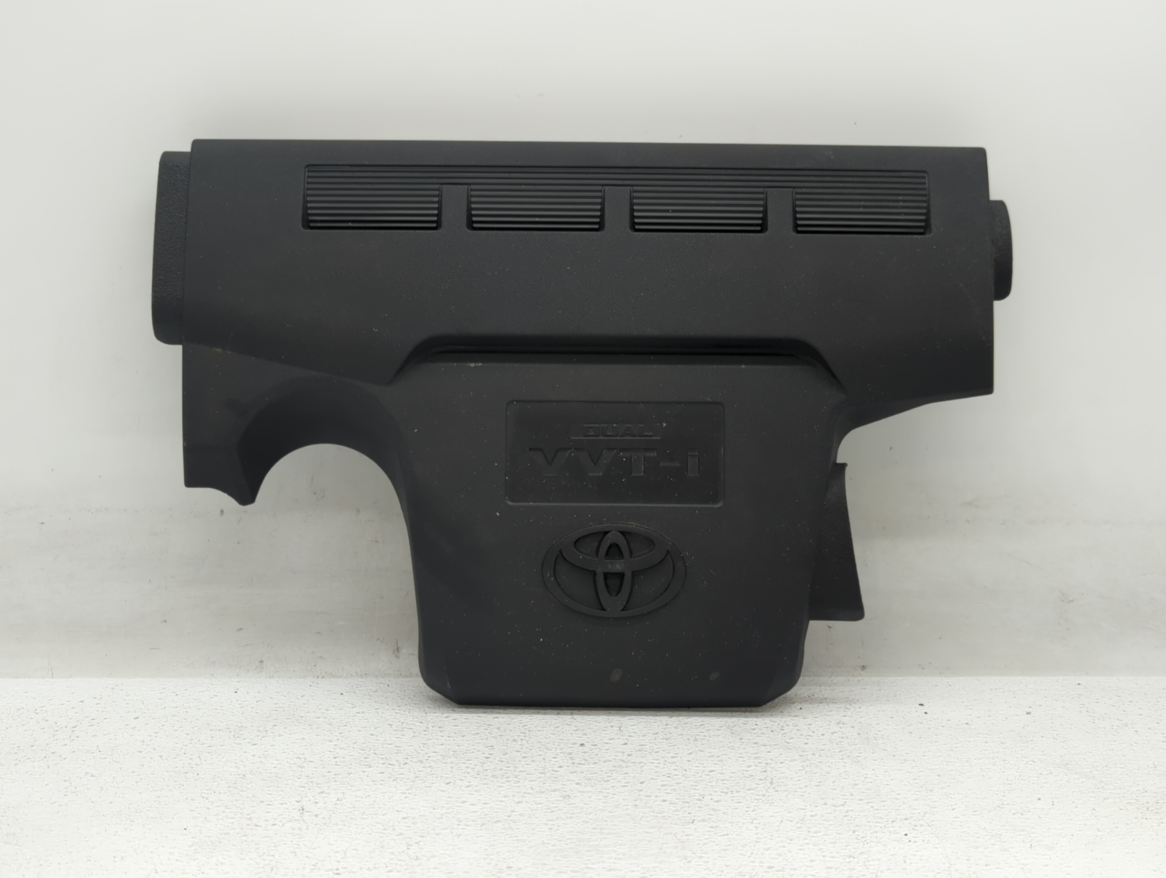 Picture of 2017 Toyota Camry Engine Cover 440875