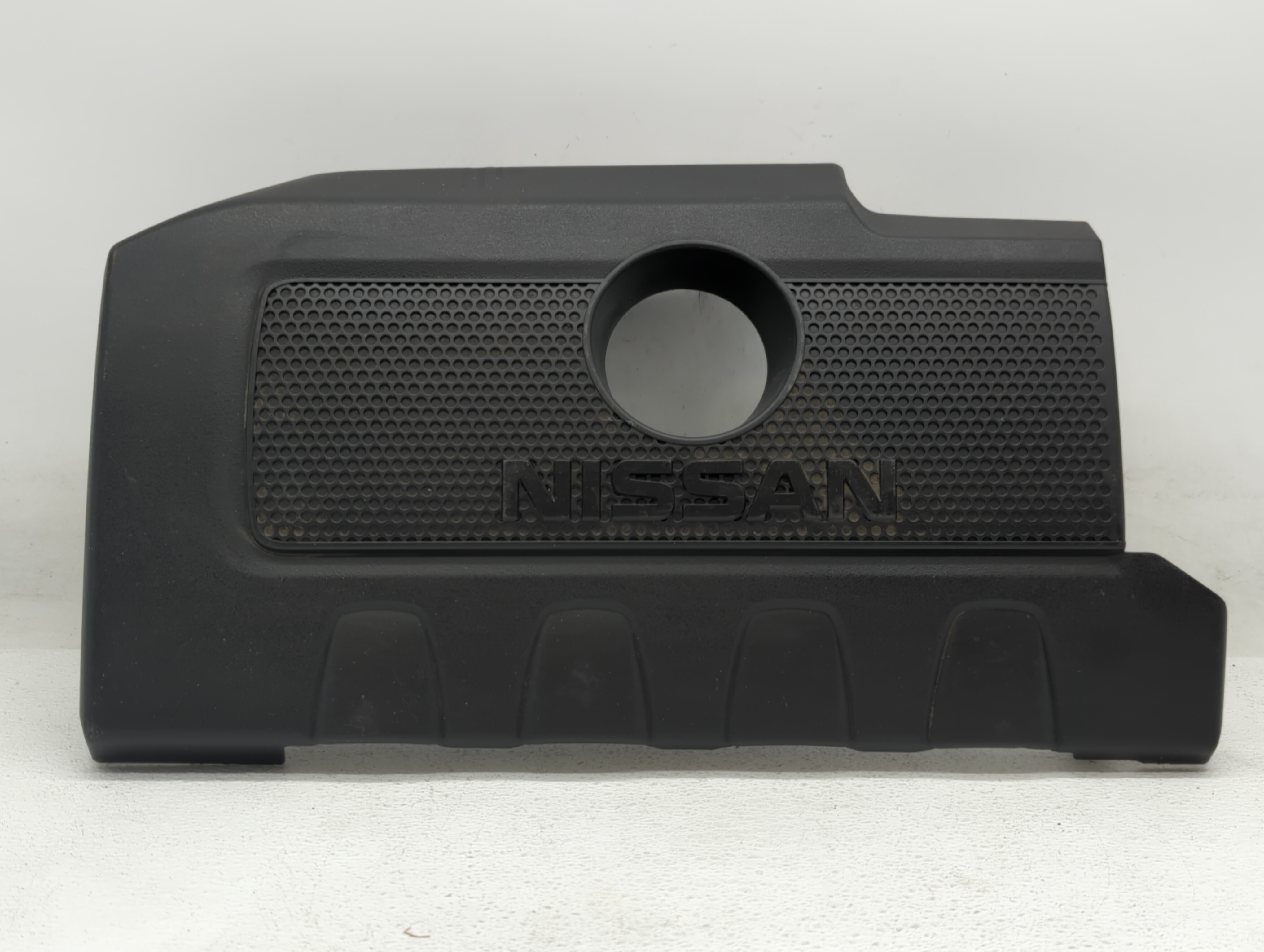Picture of 2018 Nissan Sentra Engine Cover 440888