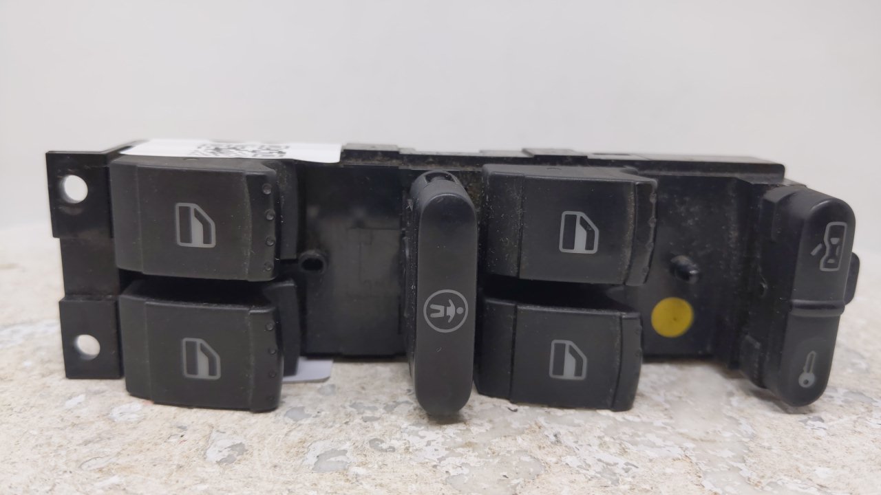 2005 Volkswagen Jetta Driver Left Door Master Power Window Switch 44098 - Oemusedautoparts1.com