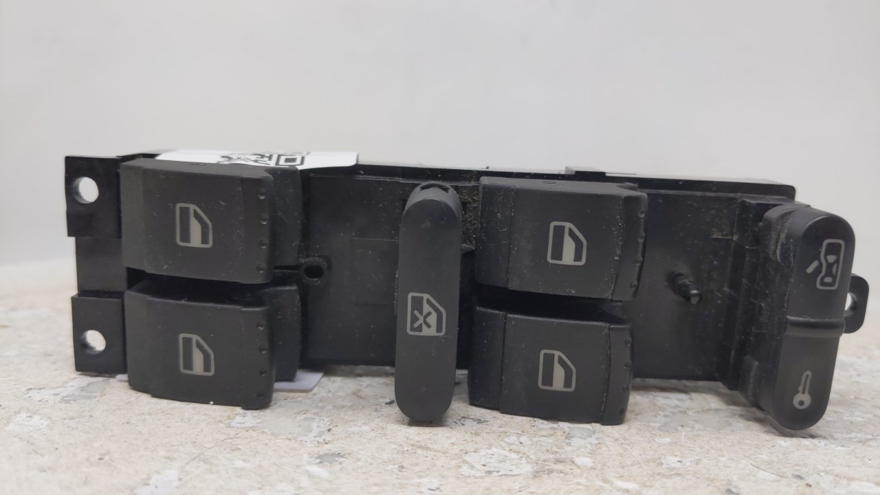 2000 Volkswagen Golf Driver Left Door Master Power Window Switch 44131 - Oemusedautoparts1.com