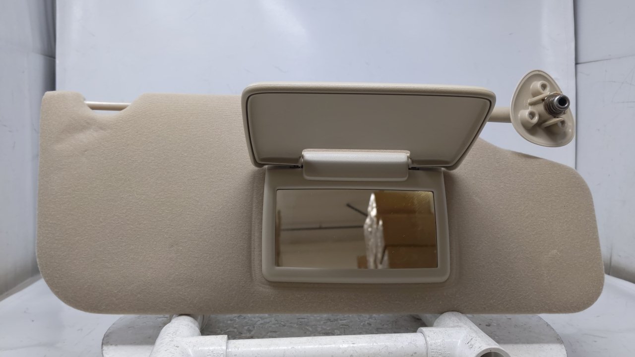 2000-2007 FORD TAURUS Passenger Right Sun Visor Sunvisor Beige 44140 - Oemusedautoparts1.com