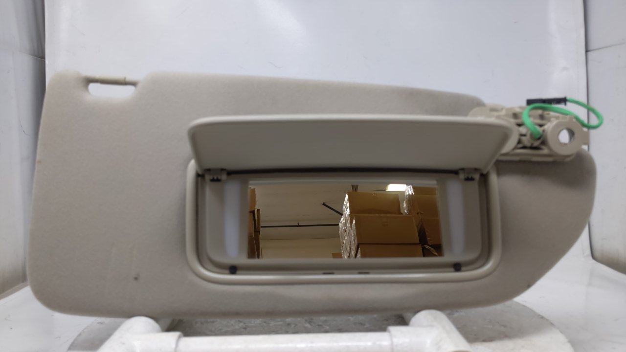 2001 Volvo S60 Passenger Right Sun Visor Sunvisor Beige 44176 - Oemusedautoparts1.com
