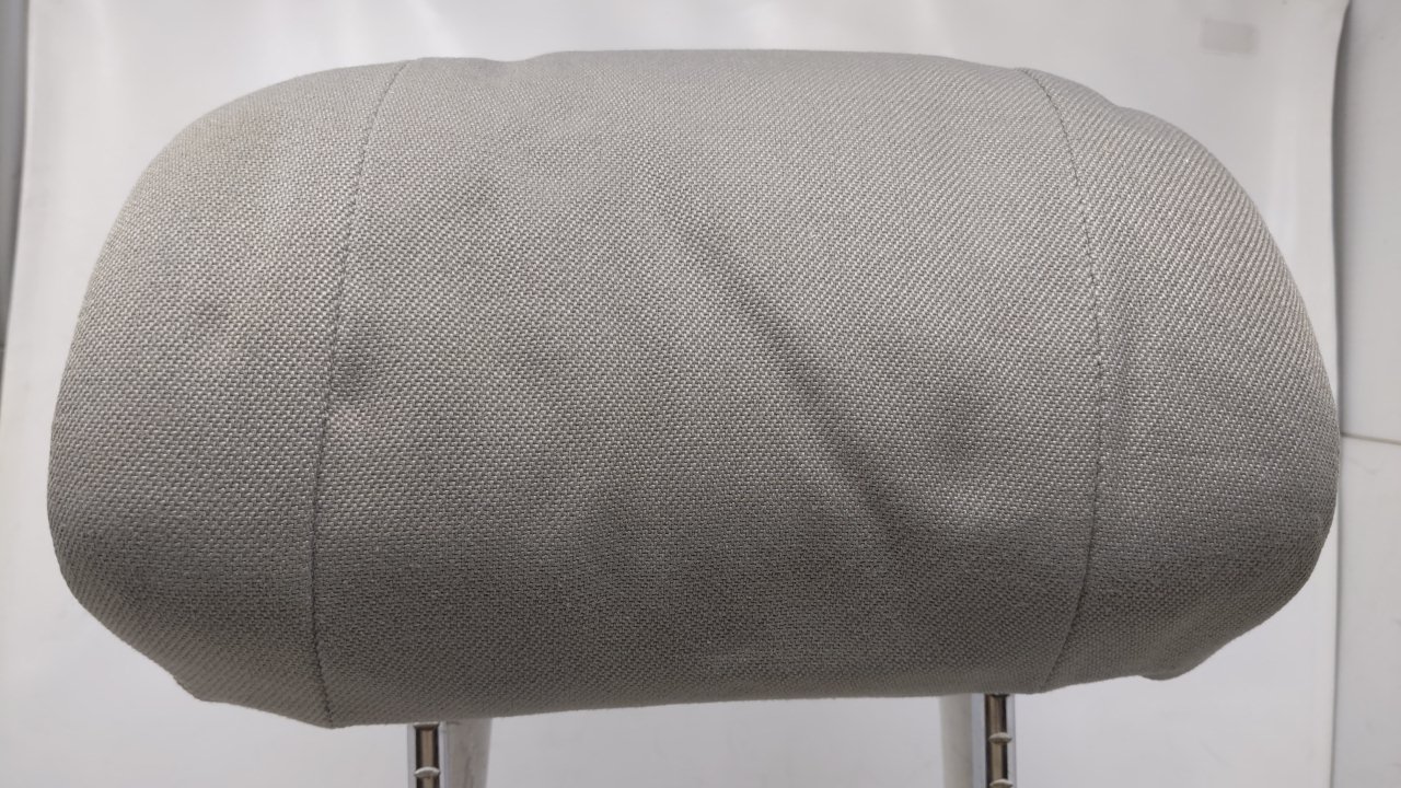 Picture of 2000-2005 mitsubishi L200 Headrest Head Rest Front Driver Passenger Gray 44215